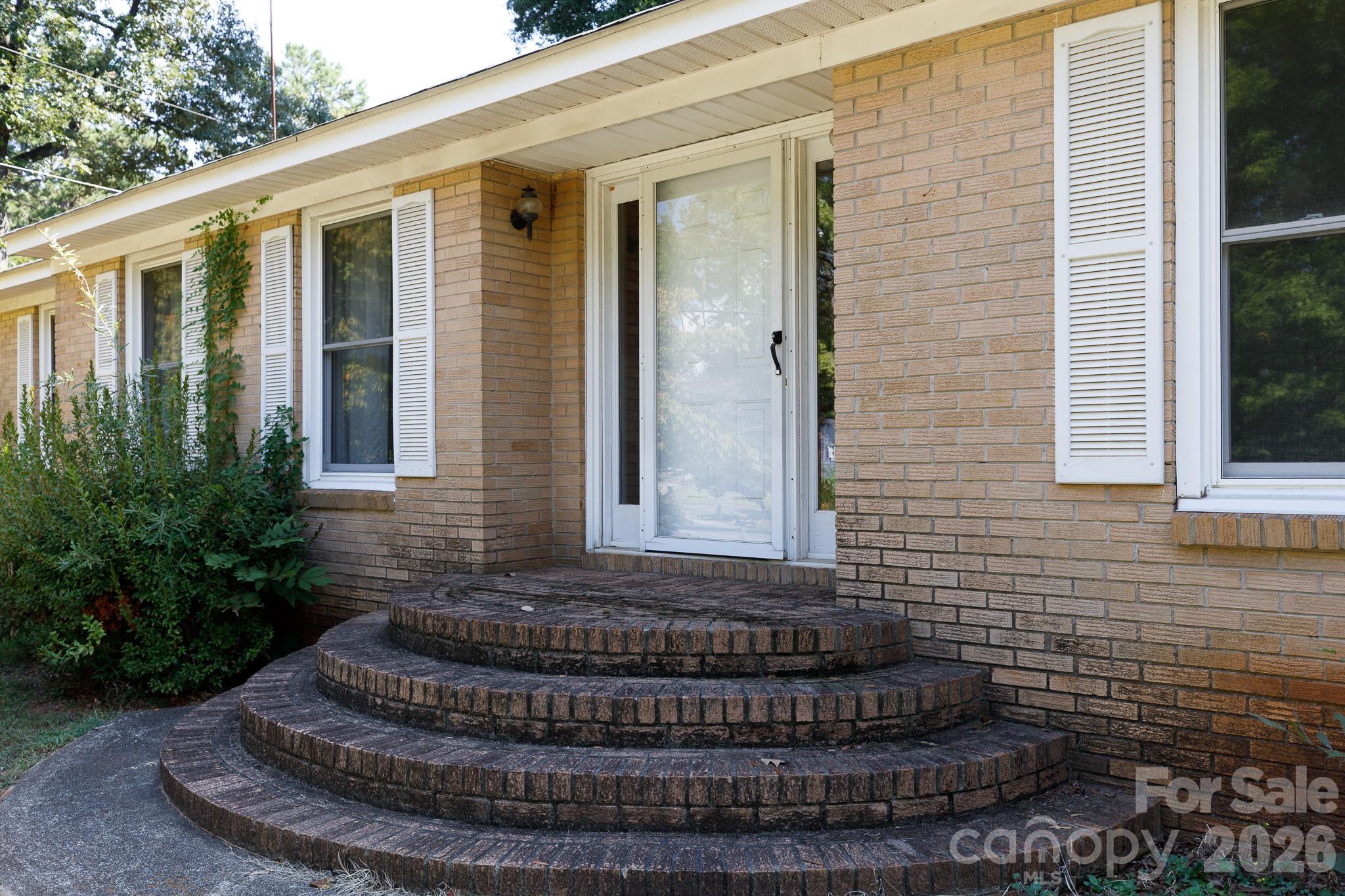 1731 Colony Road Property Photo 2