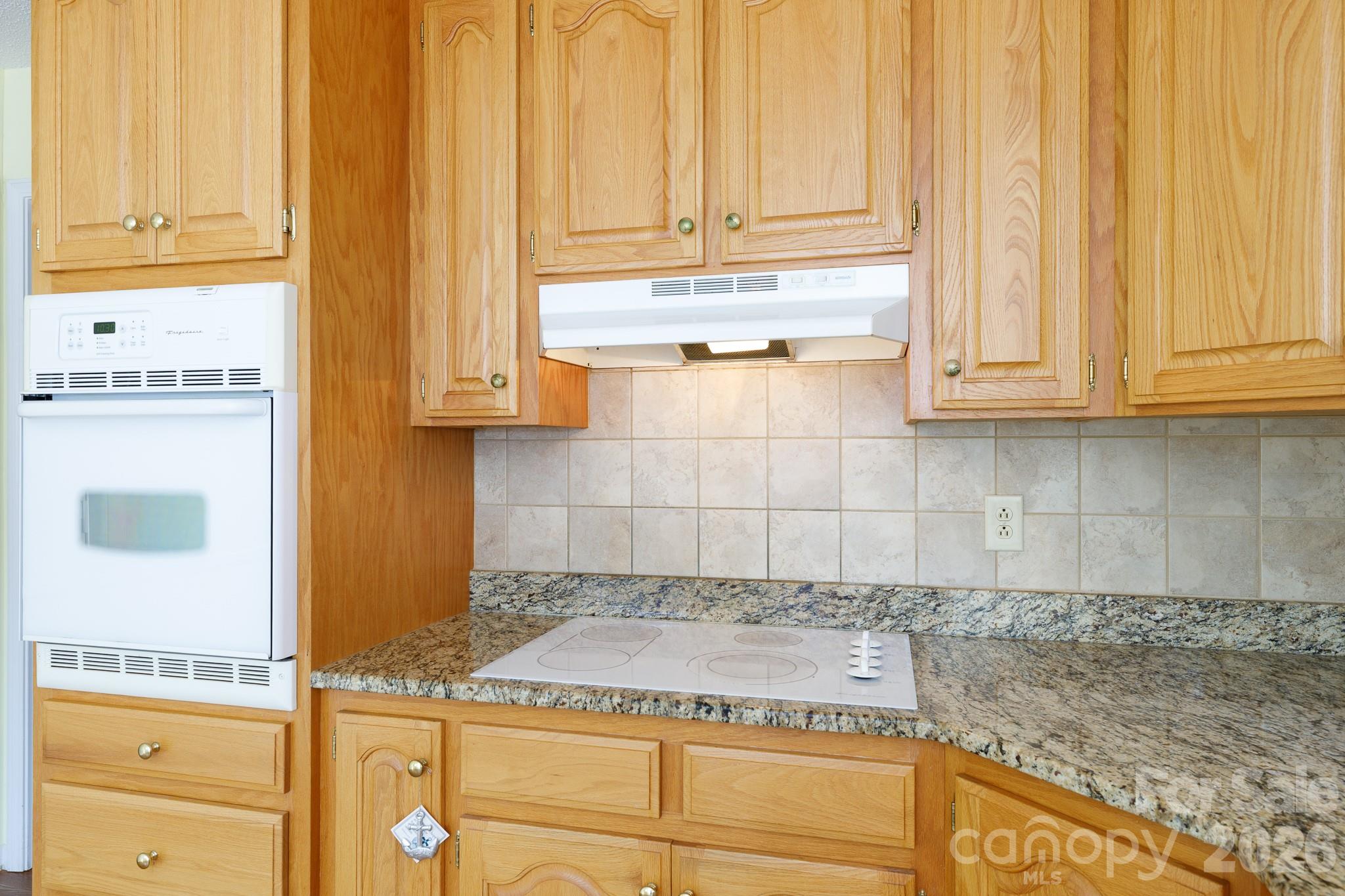 1731 Colony Road Property Photo 7