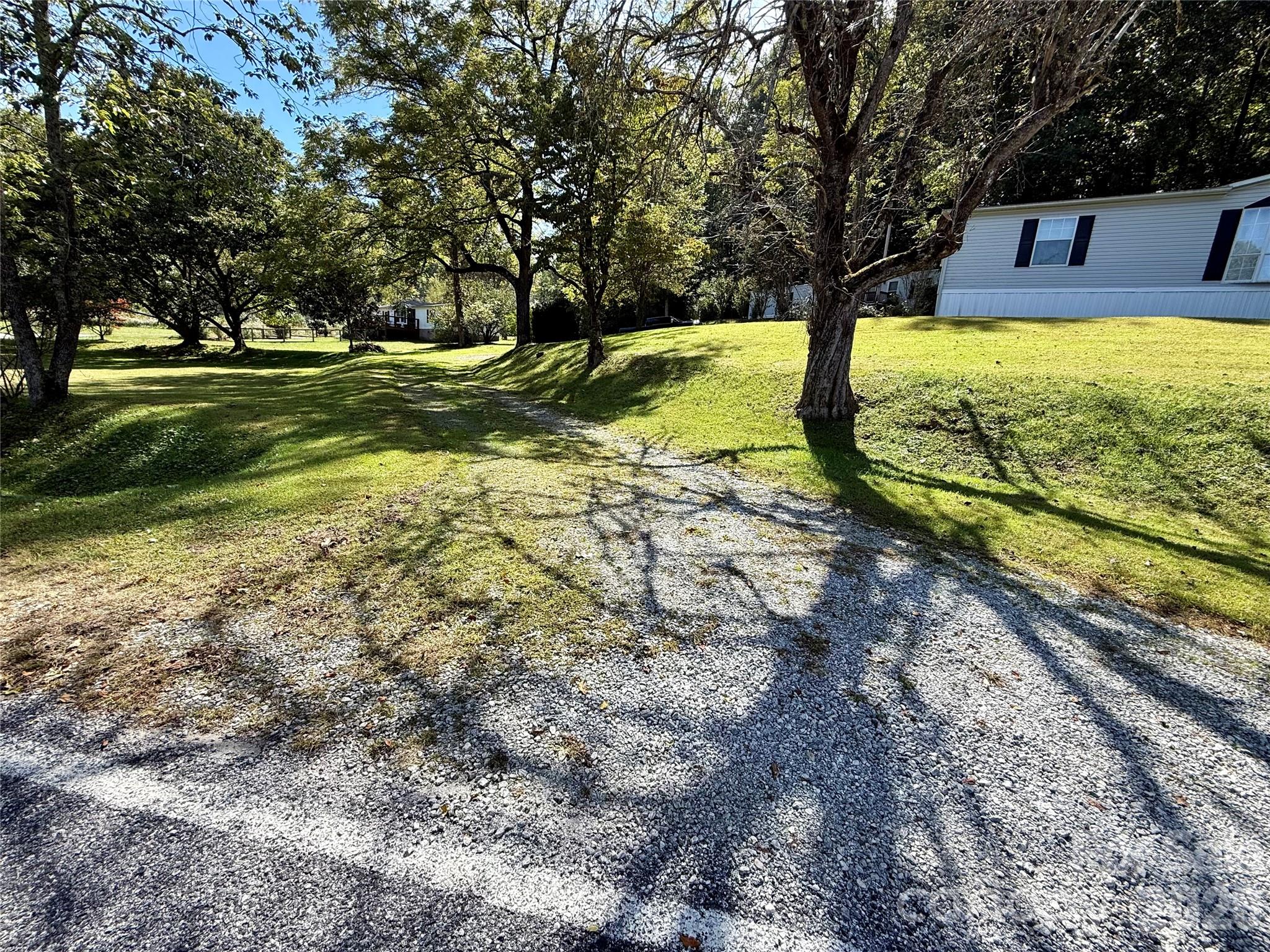 878 Gw G W Whitmire Road Property Photo 33