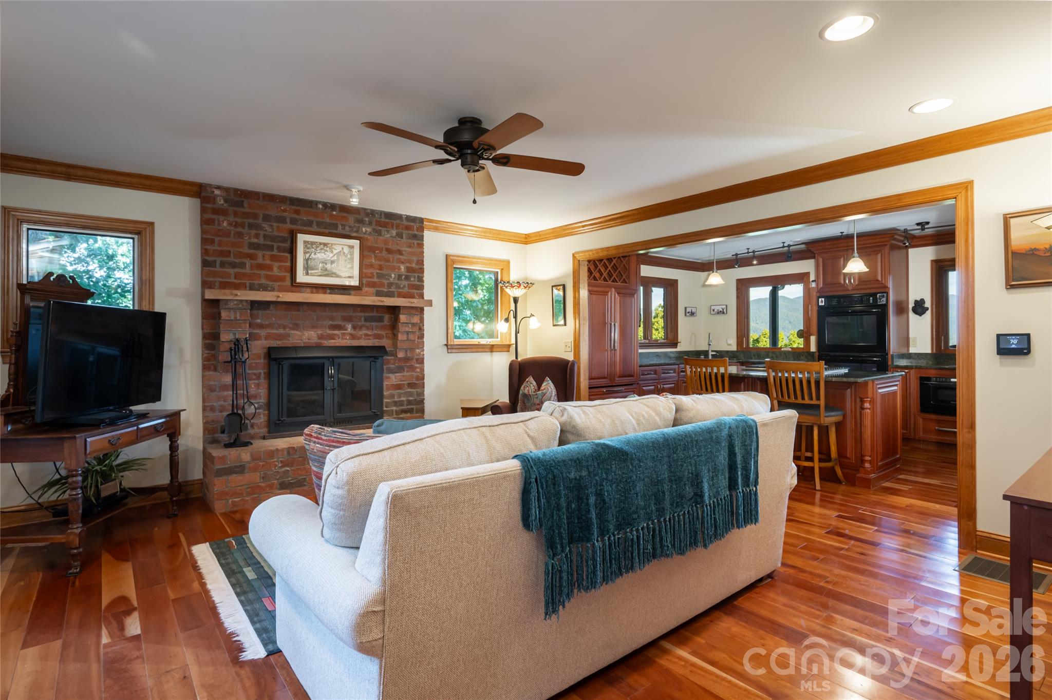 126 Wildflower Cove Drive Property Photo 12