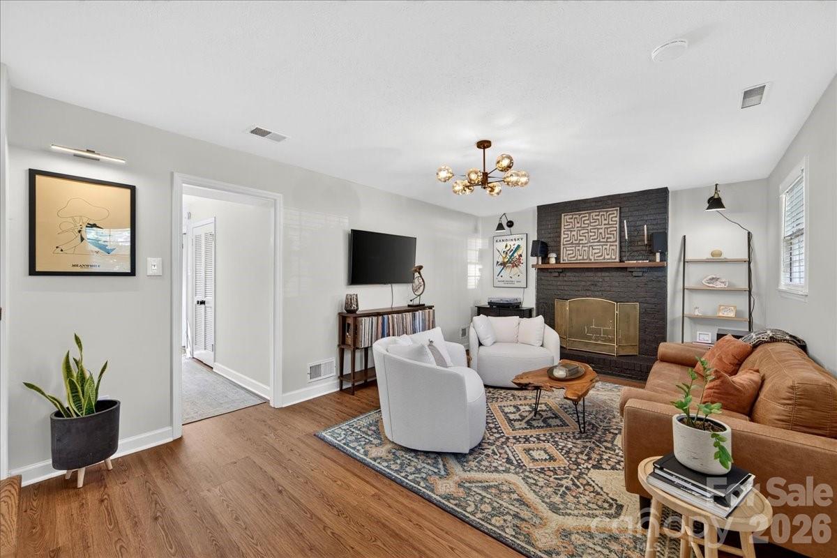 3914 Chandworth Road Property Photo 27