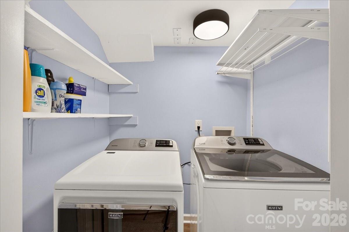 3914 Chandworth Road Property Photo 33