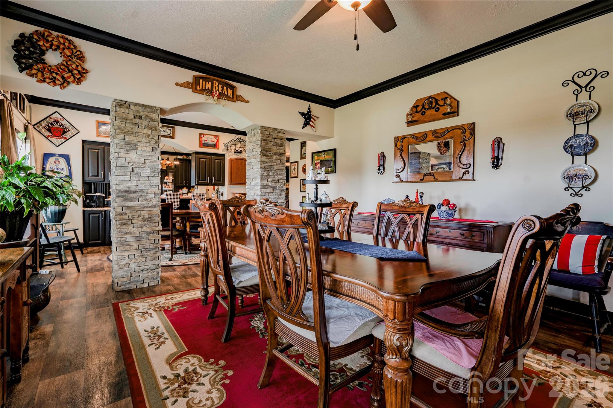 503-1 E Stagecoach Trail Property Photo 3