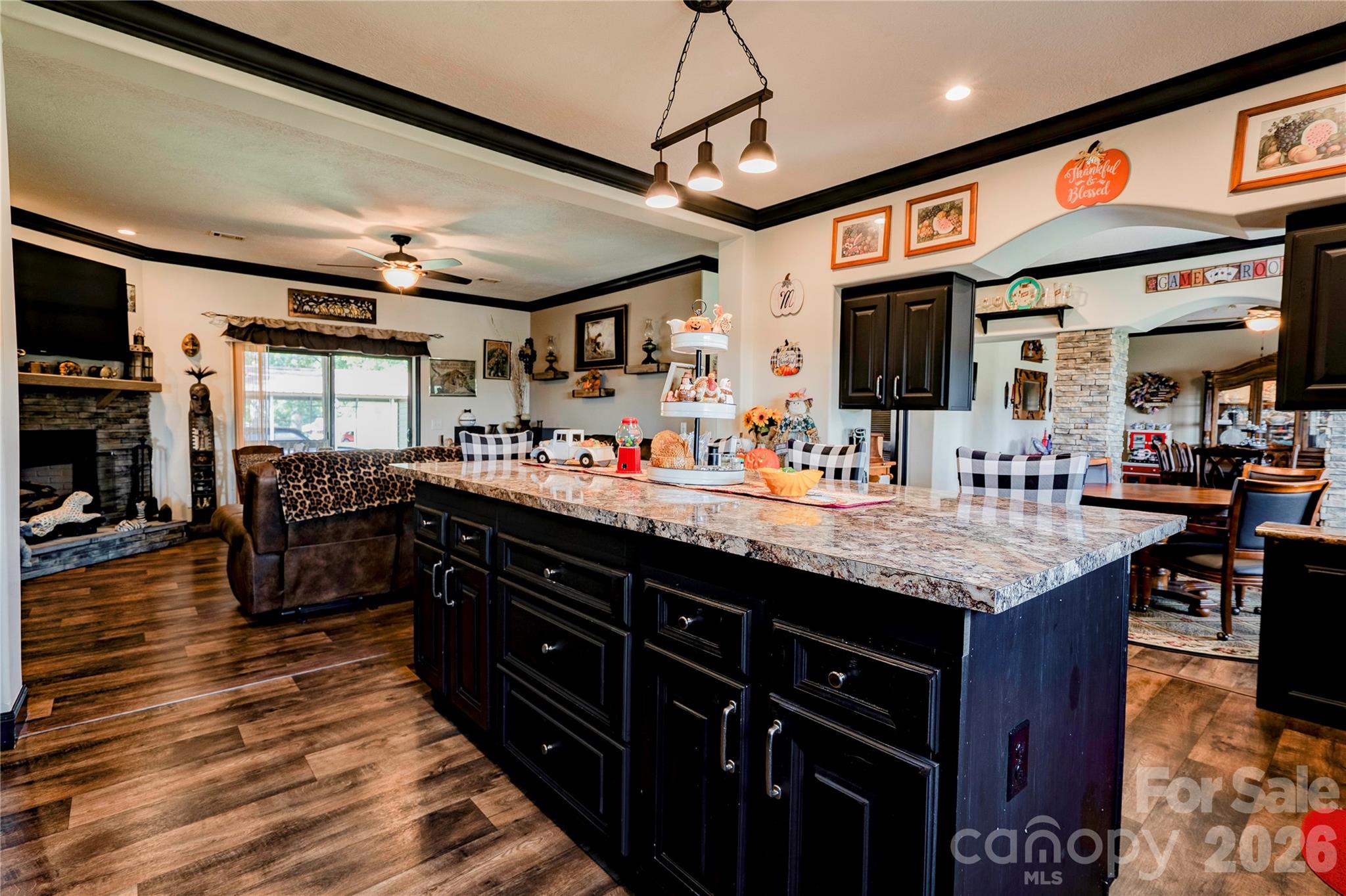 503-1 E Stagecoach Trail Property Photo 6
