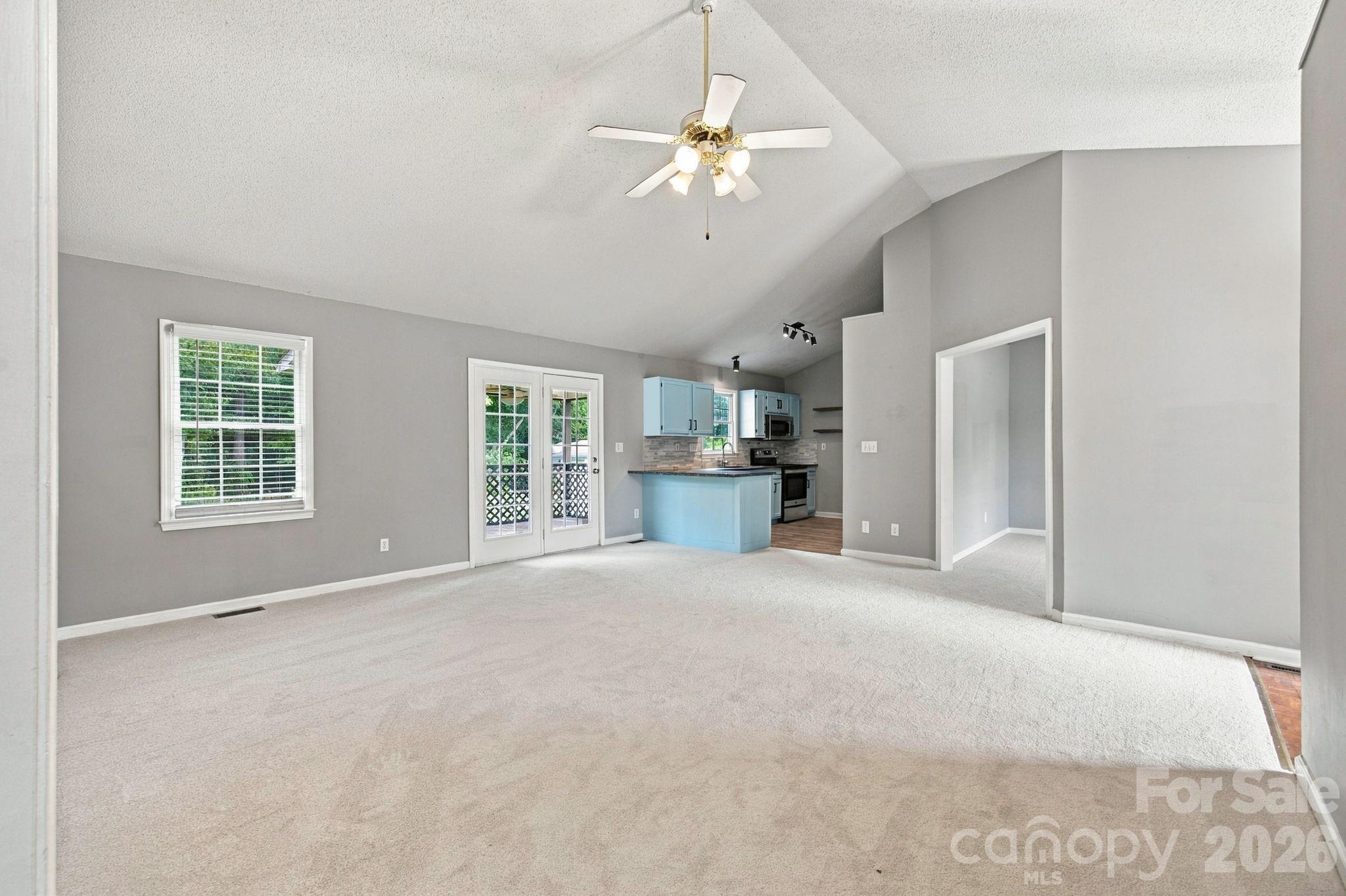 205 Sunrise Ridge Drive Property Photo 5