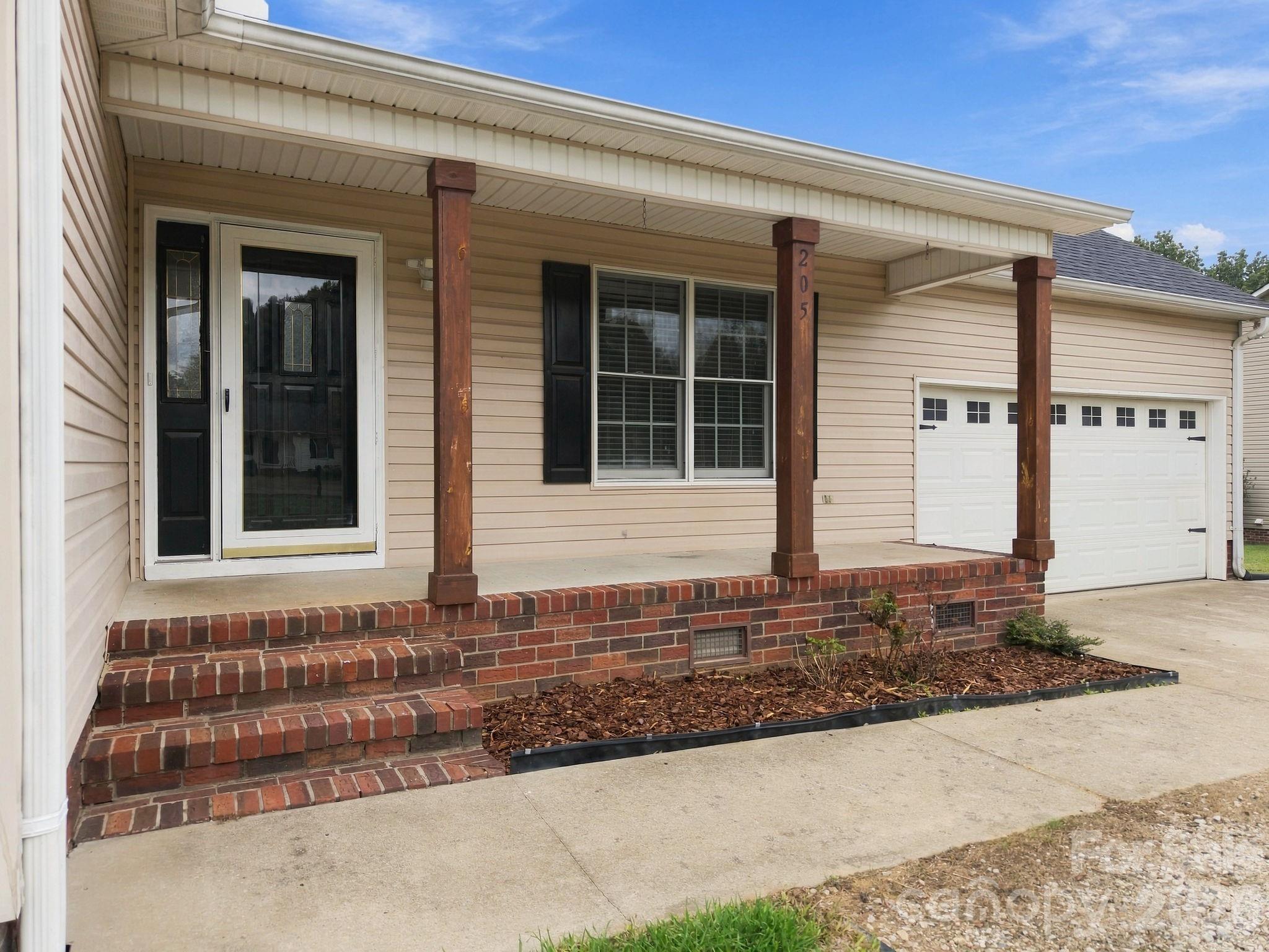 205 Sunrise Ridge Drive Property Photo 12