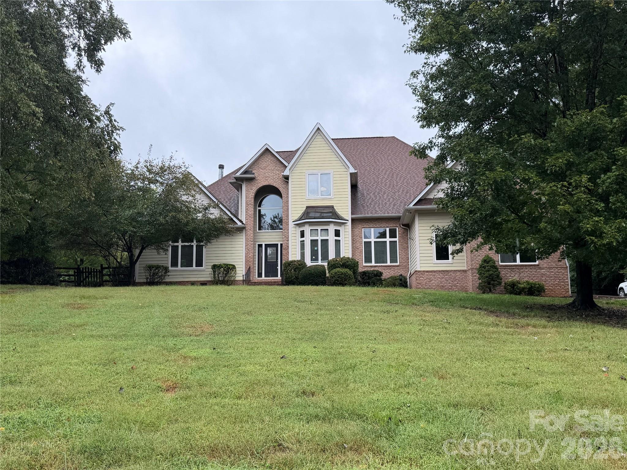 137 Wildwood Cove Property Photo 1
