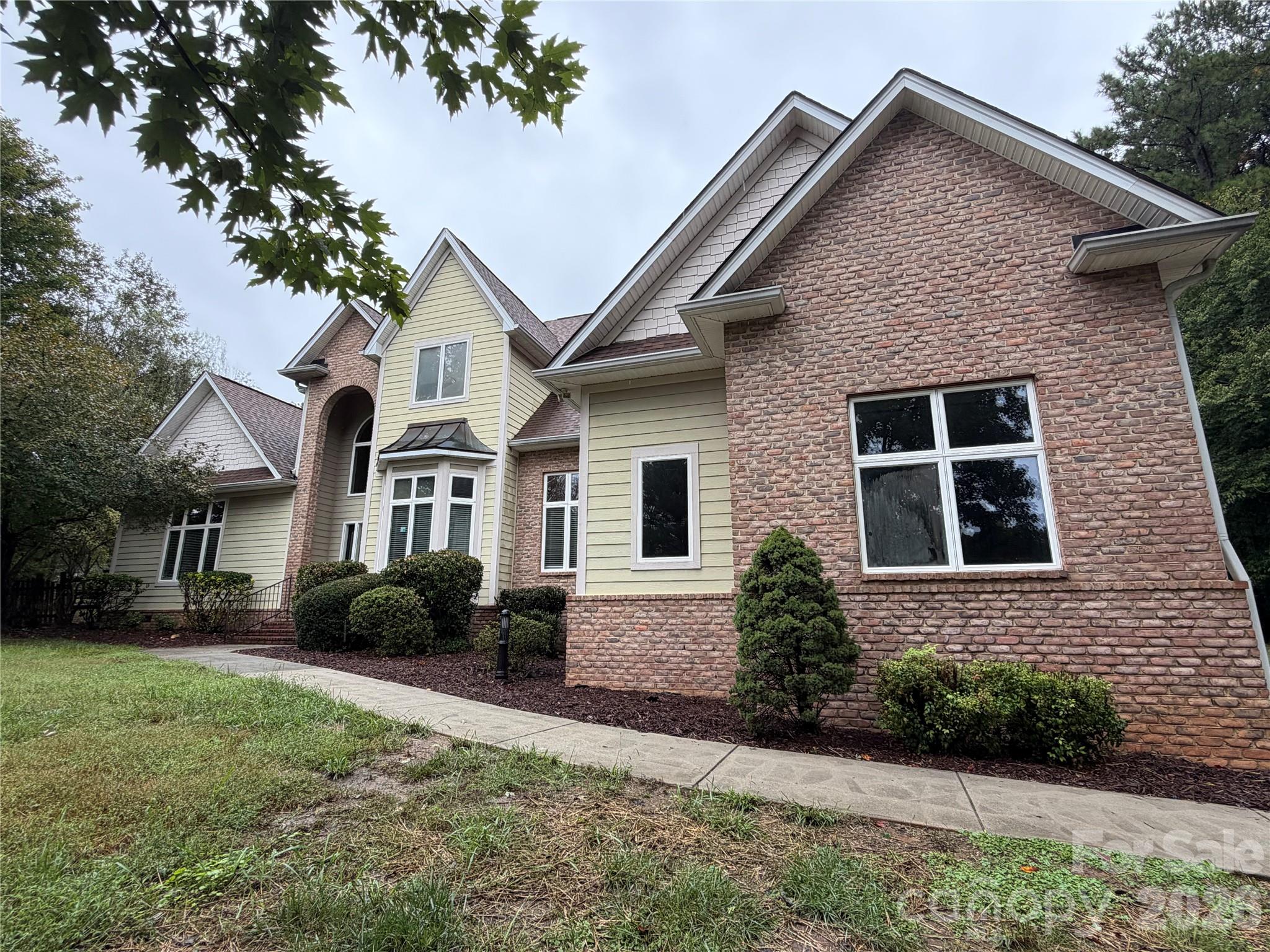 137 Wildwood Cove Property Photo 2