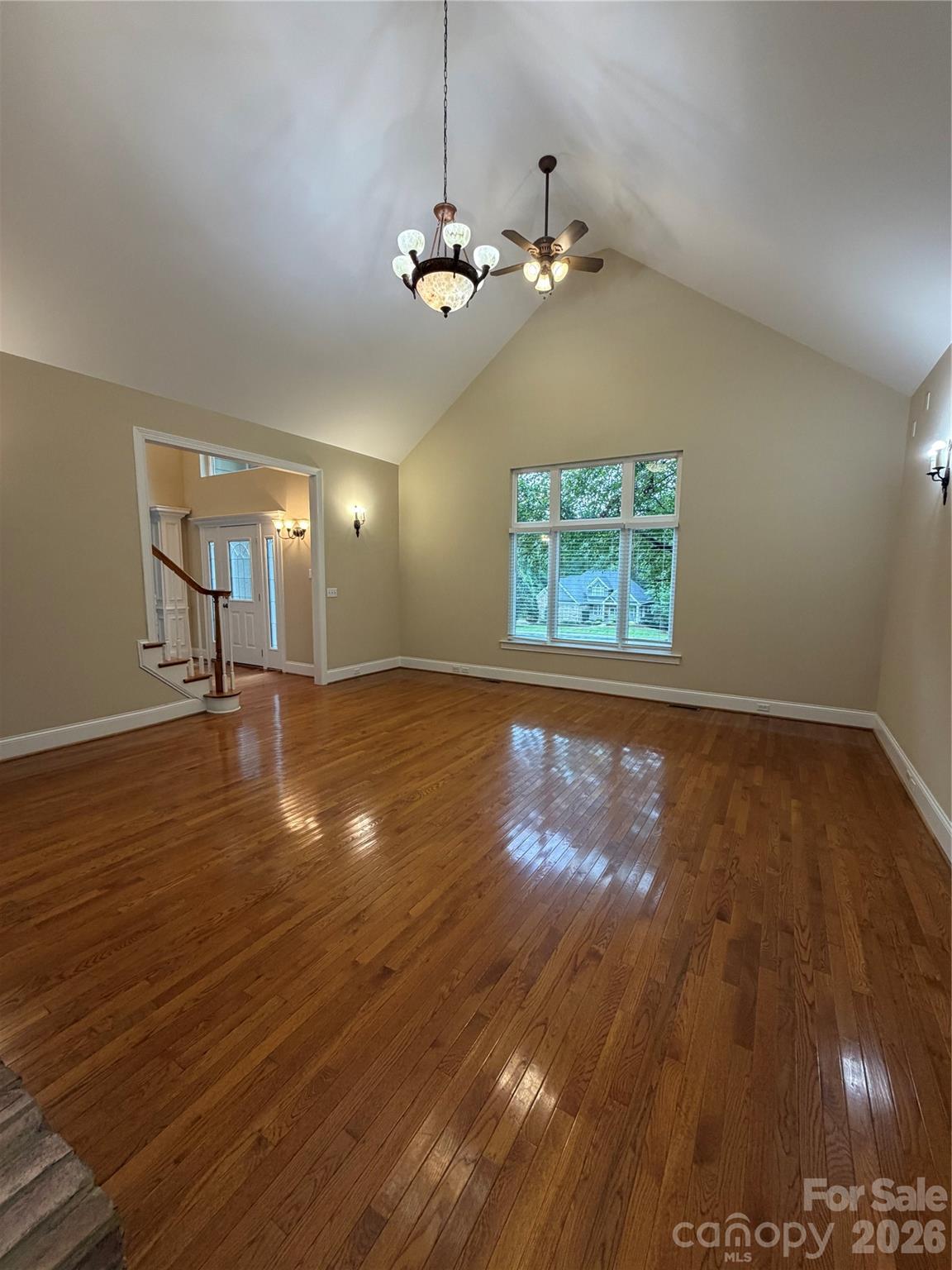 137 Wildwood Cove Property Photo 6