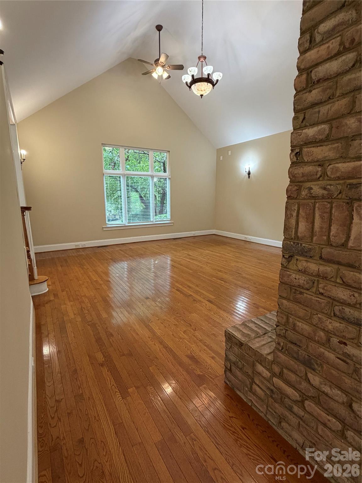 137 Wildwood Cove Property Photo 7