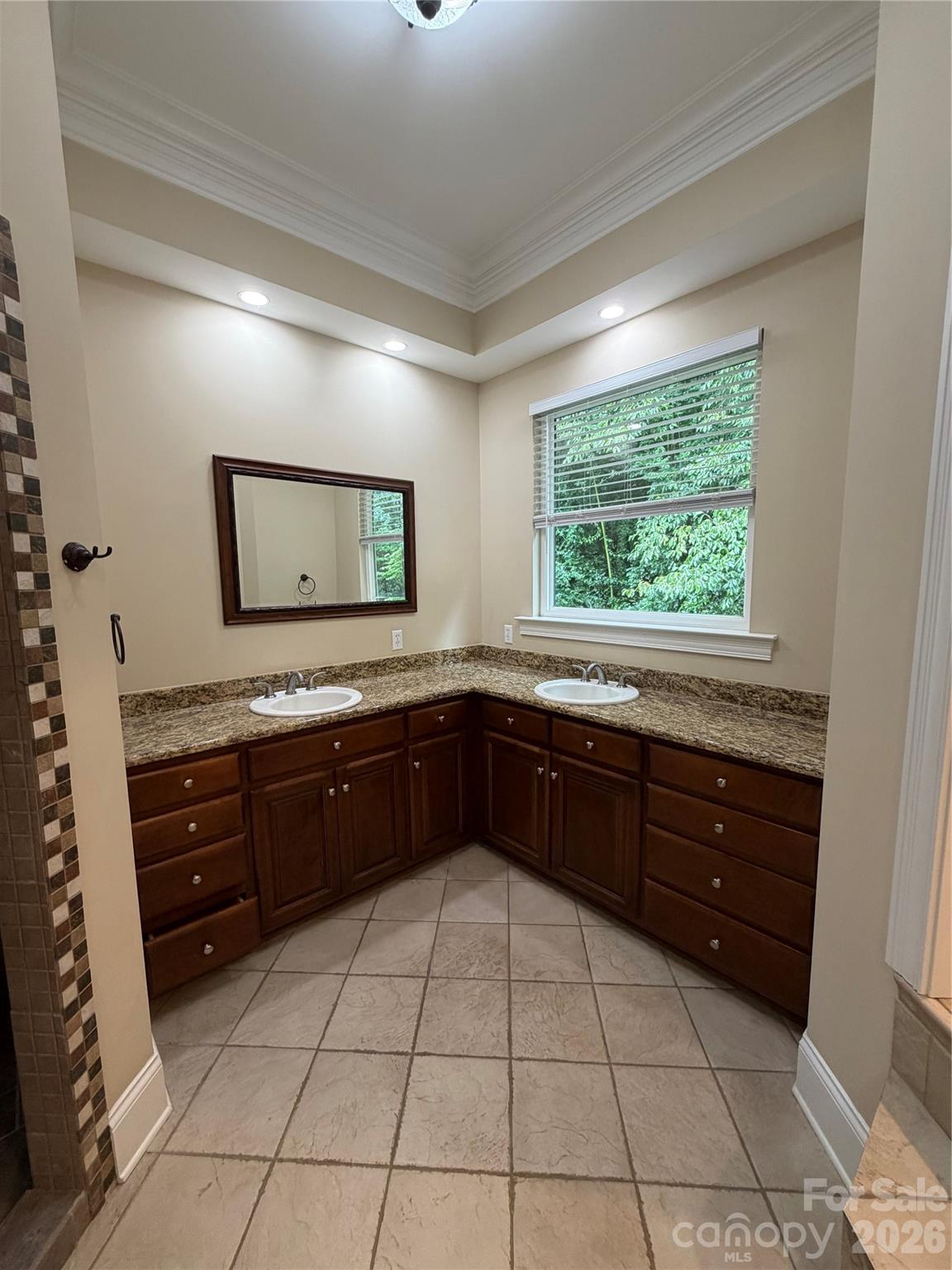 137 Wildwood Cove Property Photo 17