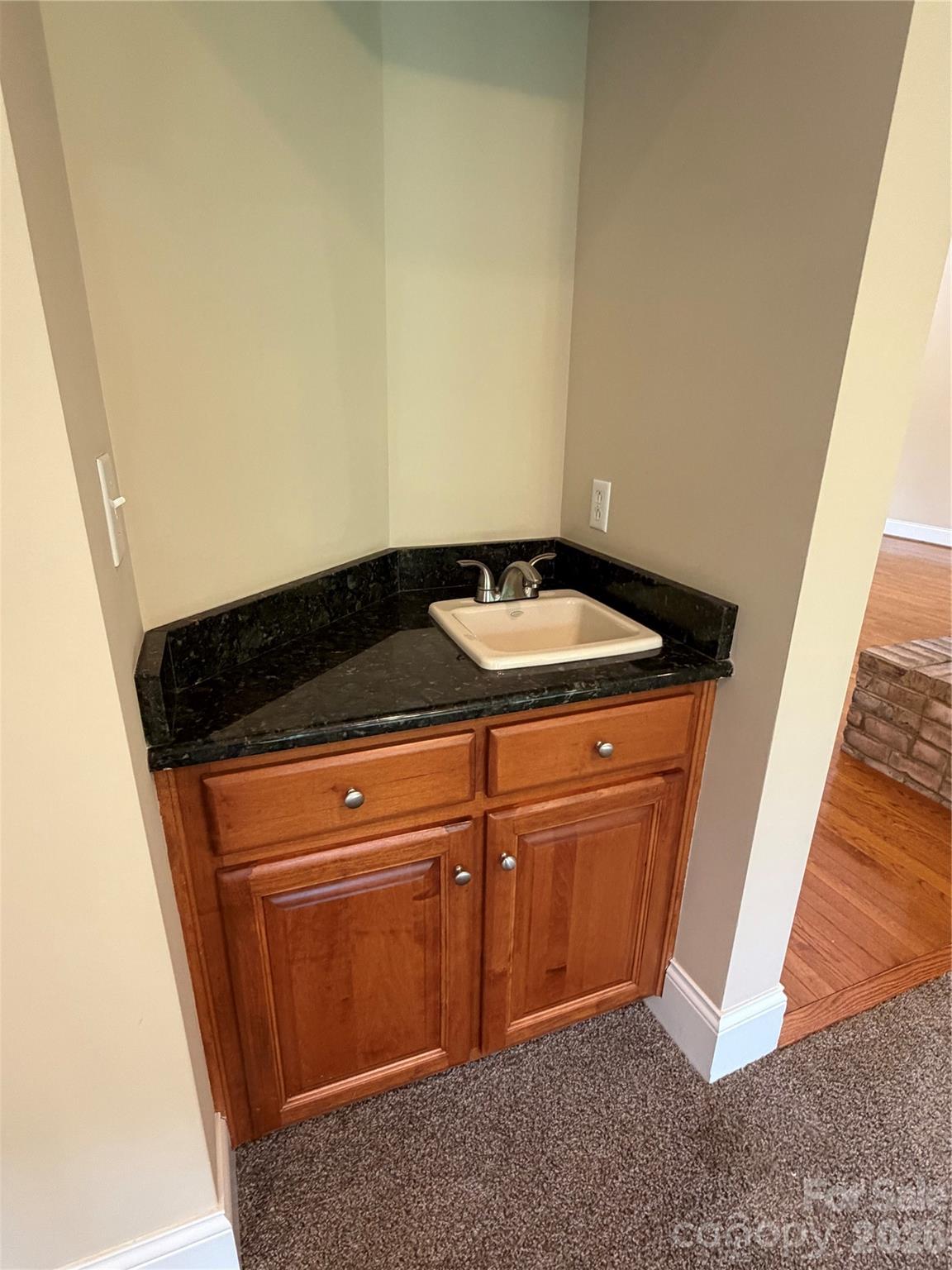 137 Wildwood Cove Property Photo 28
