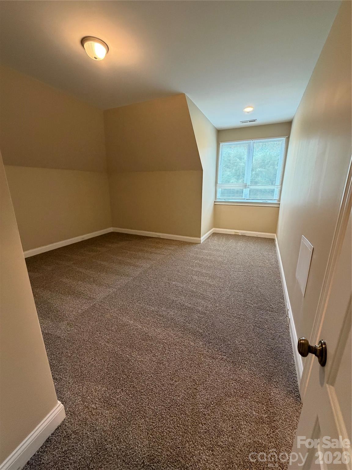 137 Wildwood Cove Property Photo 35