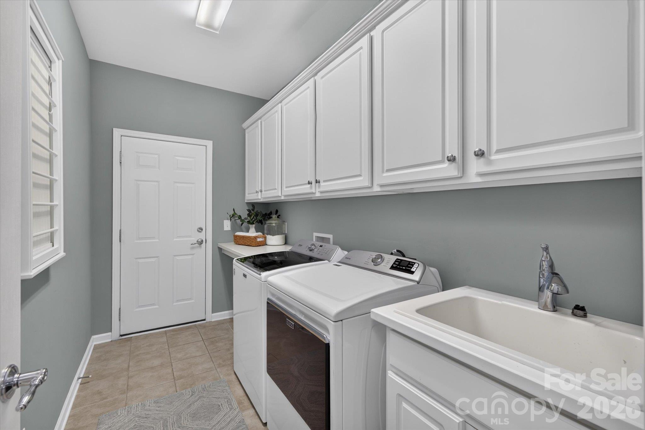 2418 Creek Manor Drive Property Photo 11