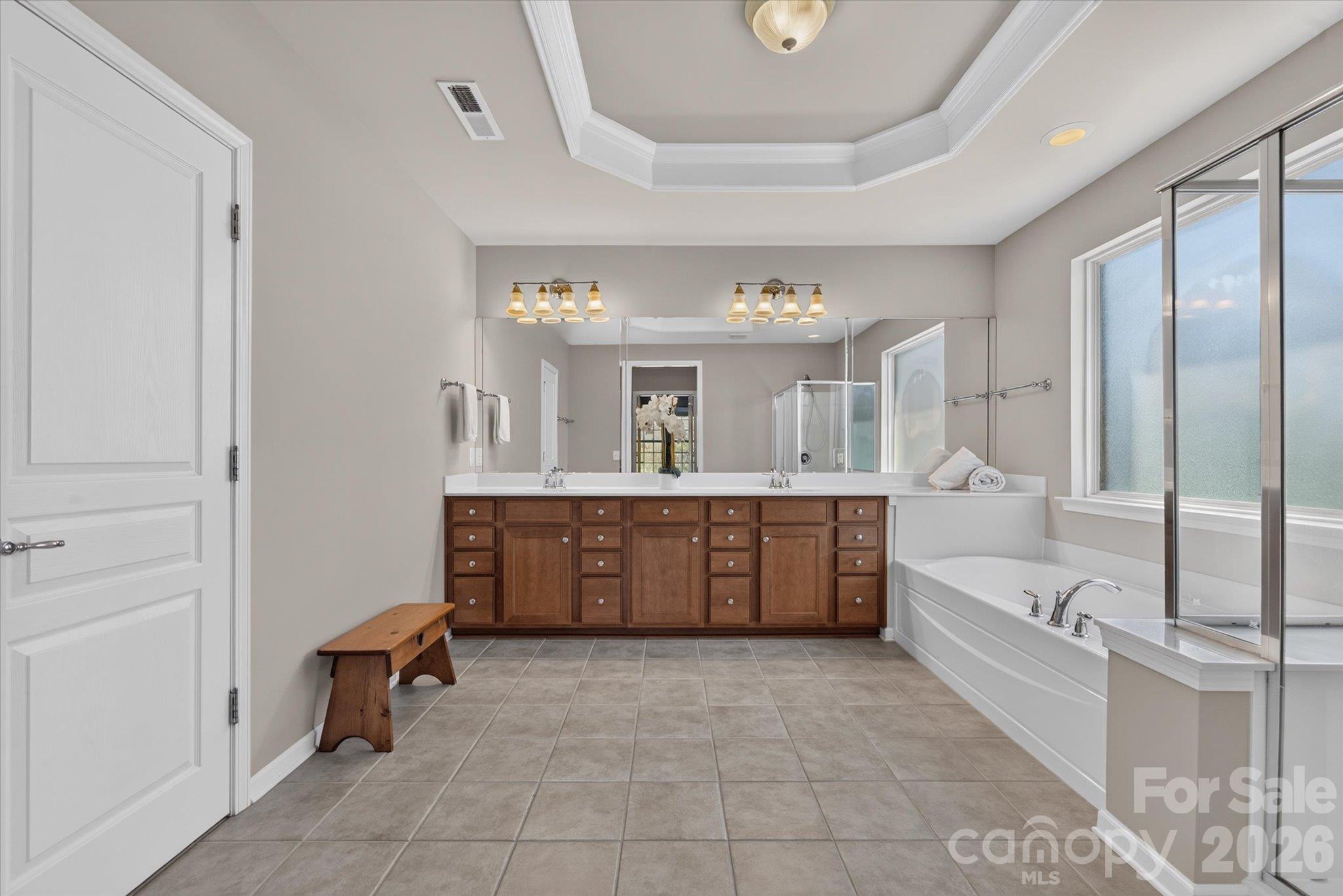 2418 Creek Manor Drive Property Photo 17