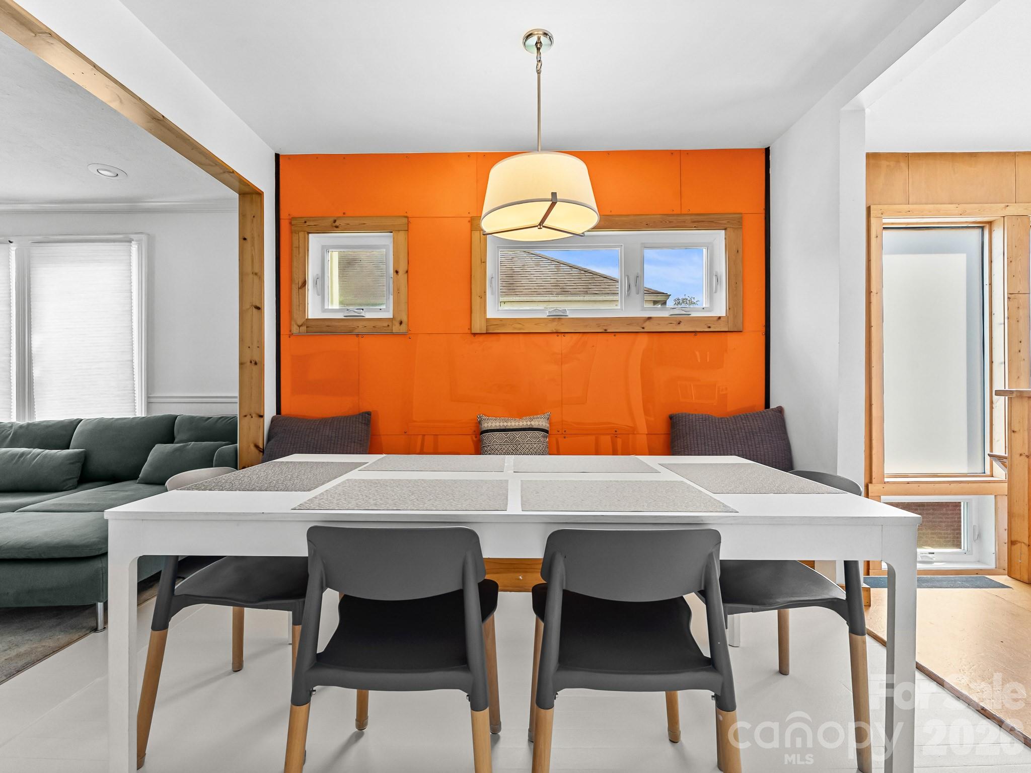 541 W Probart Street Property Photo 10
