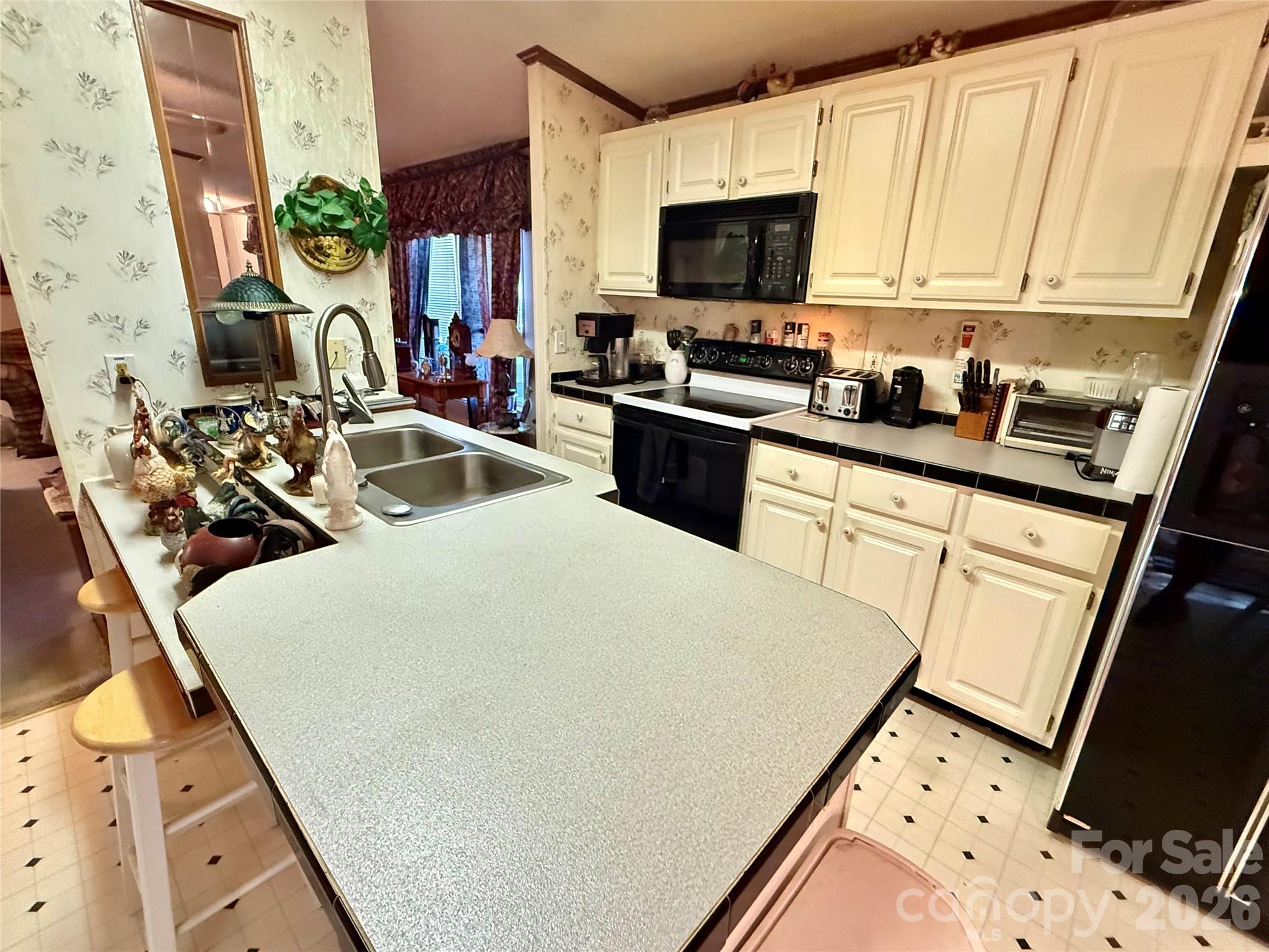 880 G W Whitmire Road Property Photo 8