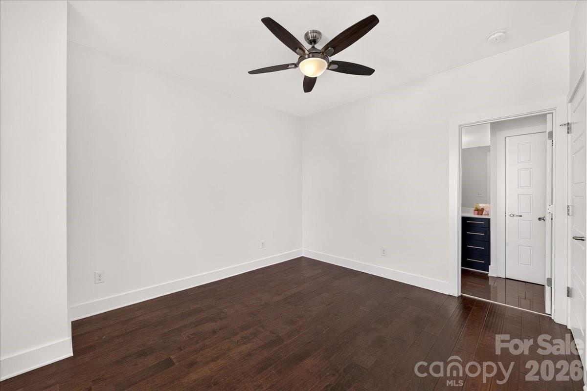 2010 Hawkins Street Property Photo 37