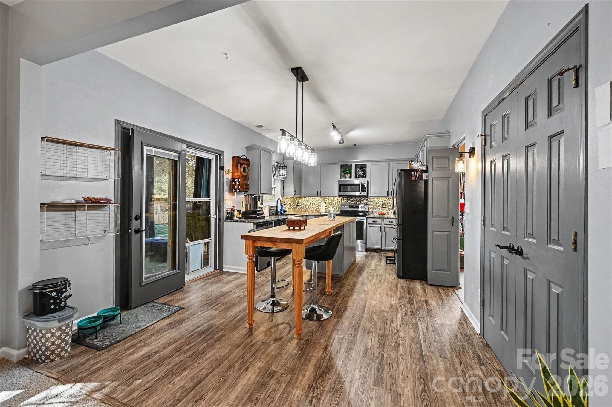 114 S Audubon Avenue Property Photo 12