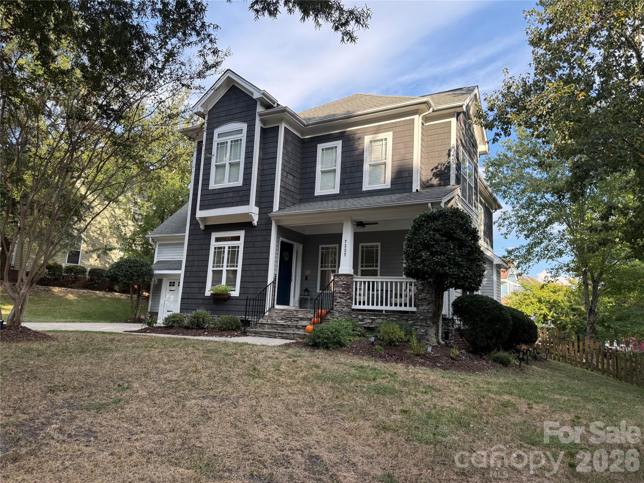 7337 Cascading Pines Drive Property Photo 1