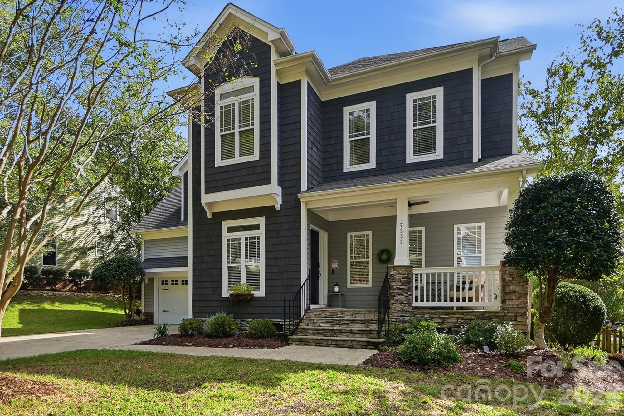 7337 Cascading Pines Drive Property Photo 6