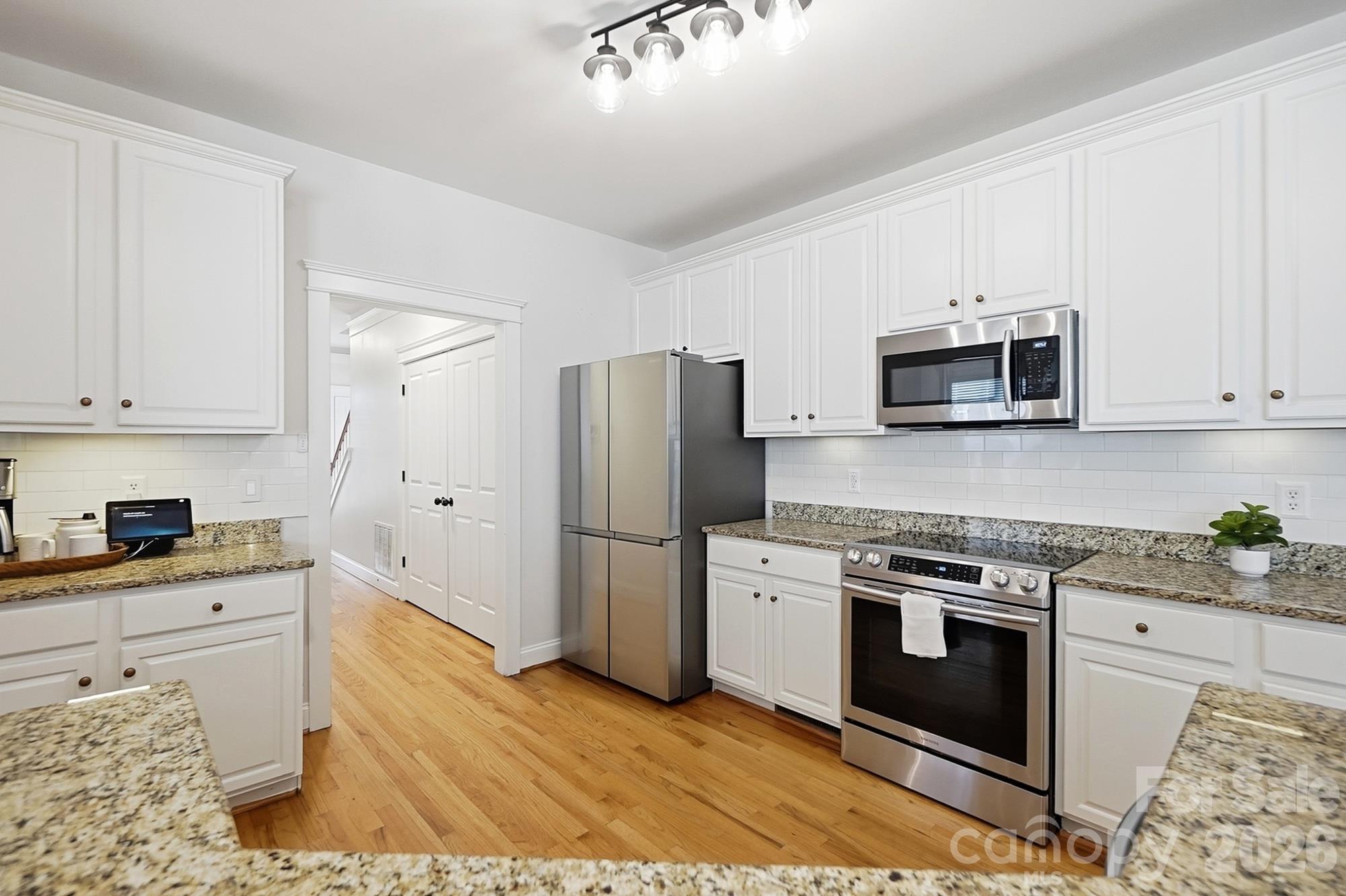 7337 Cascading Pines Drive Property Photo 16