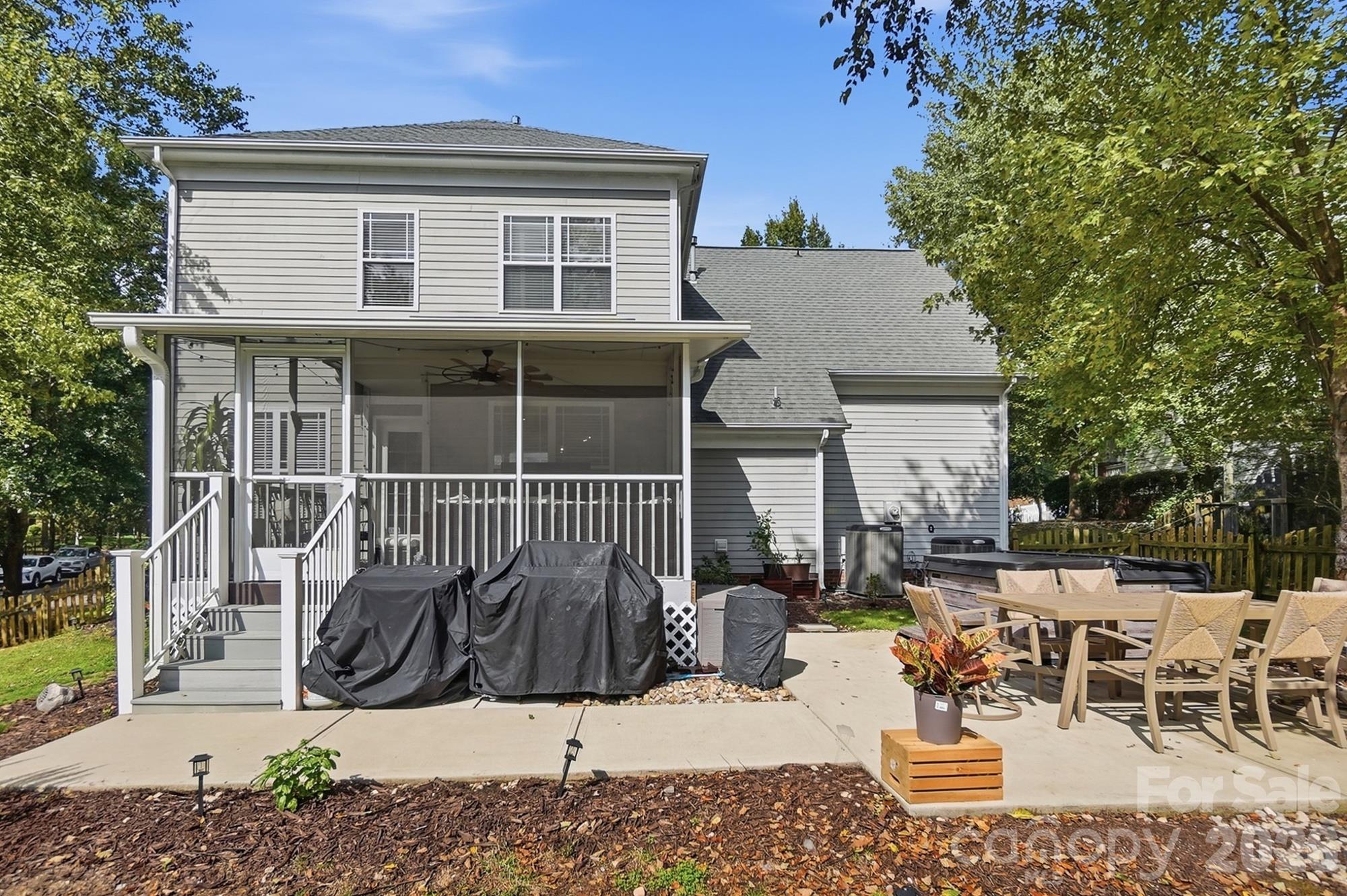 7337 Cascading Pines Drive Property Photo 44