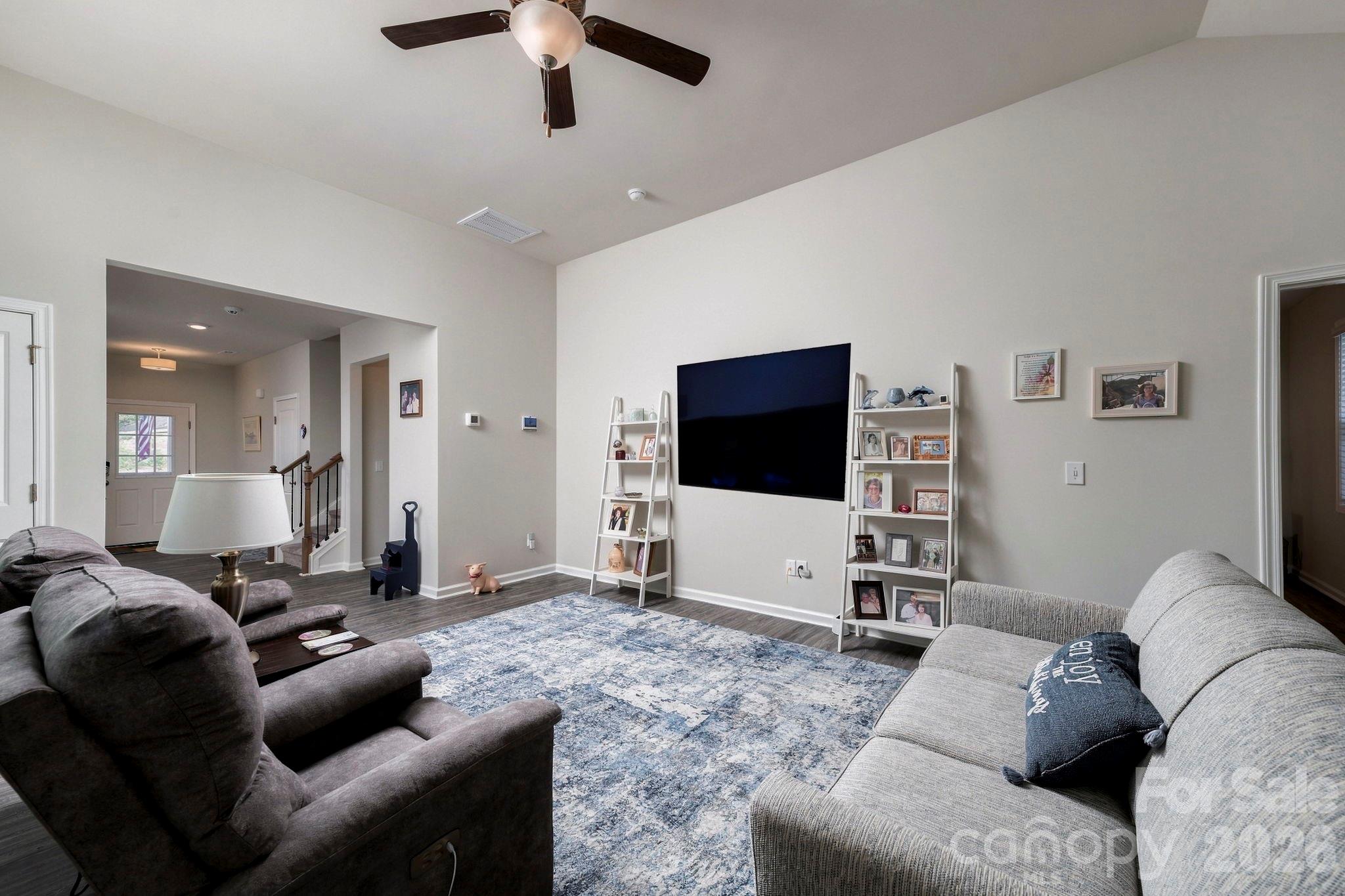 8204 Mccormick Street Property Photo 10