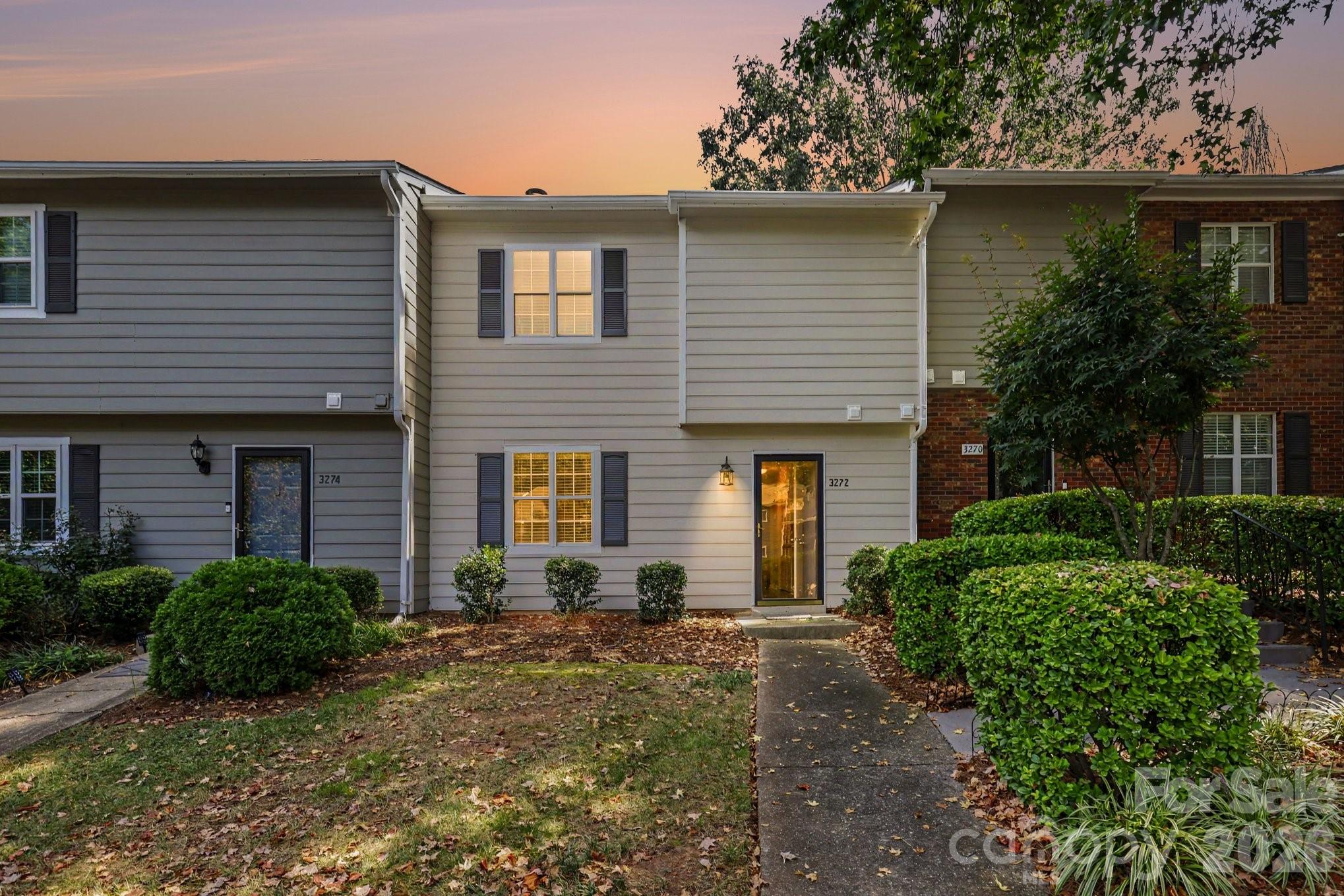 3272 Heathstead Place Property Photo 2
