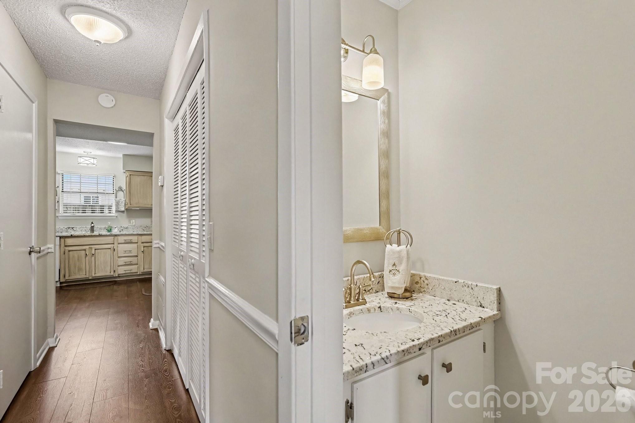3272 Heathstead Place Property Photo 14