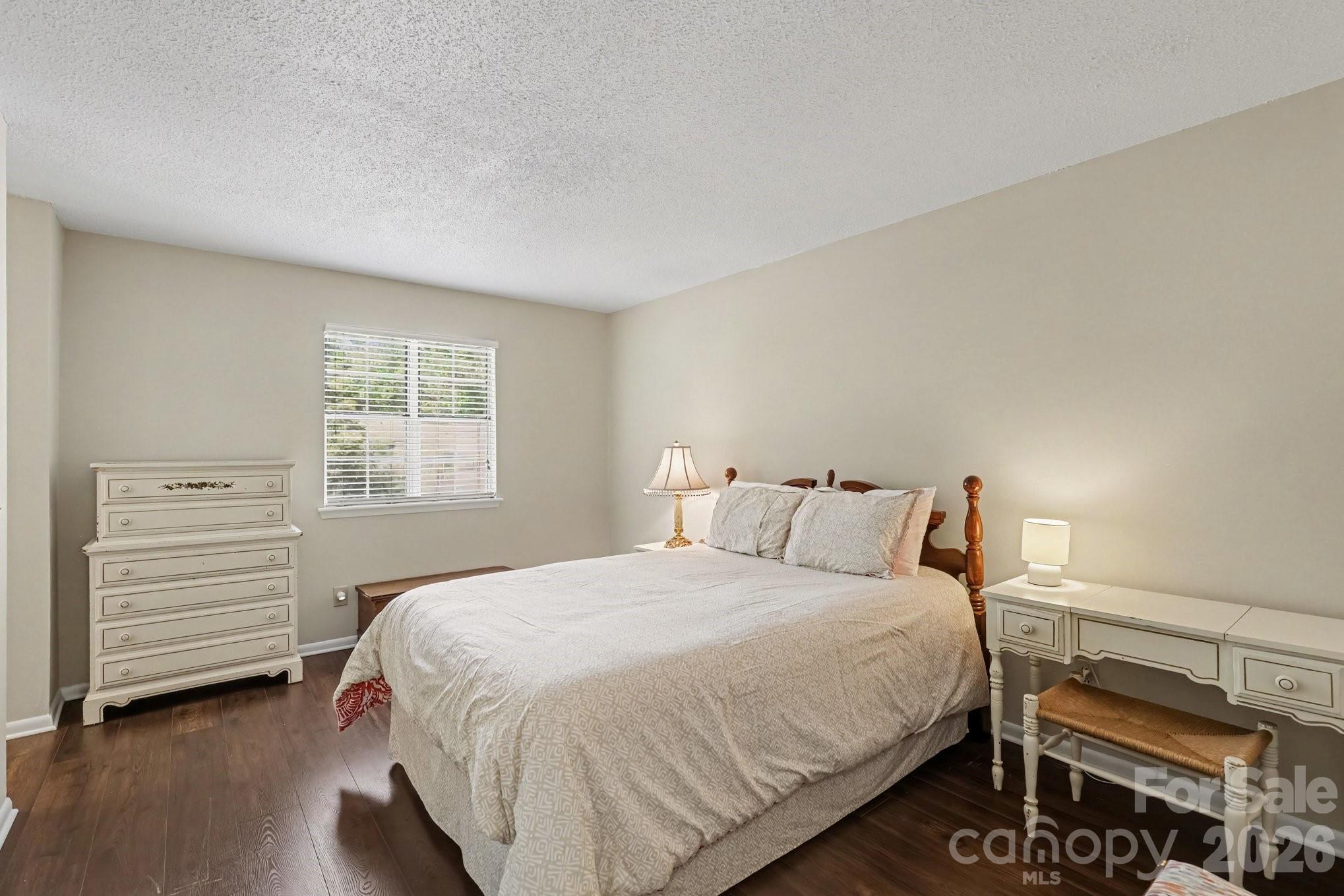 3272 Heathstead Place Property Photo 15