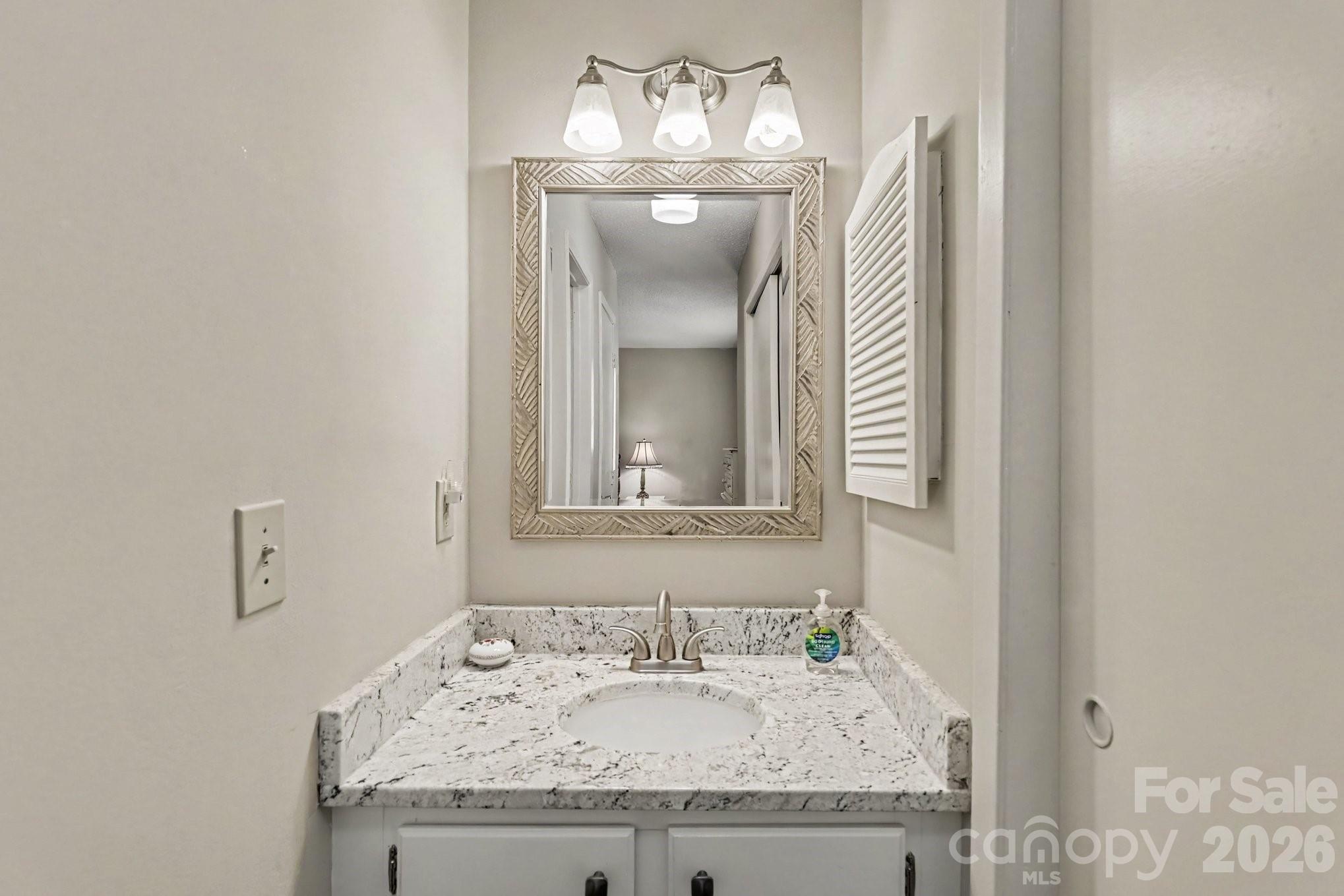3272 Heathstead Place Property Photo 18