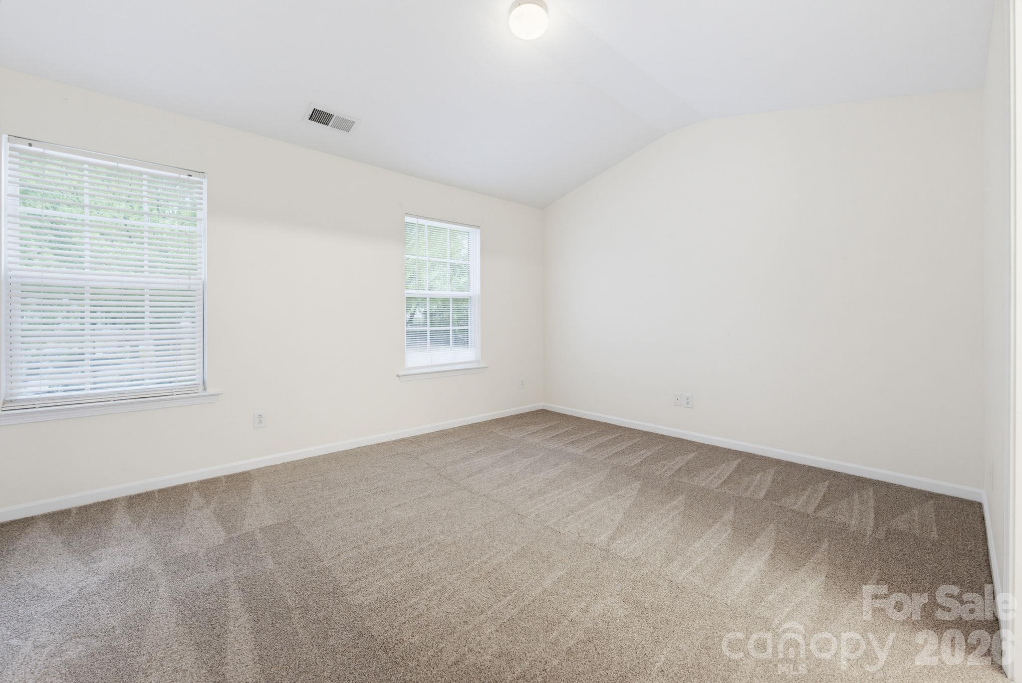 2176 Winthrop Chase Drive Property Photo 16
