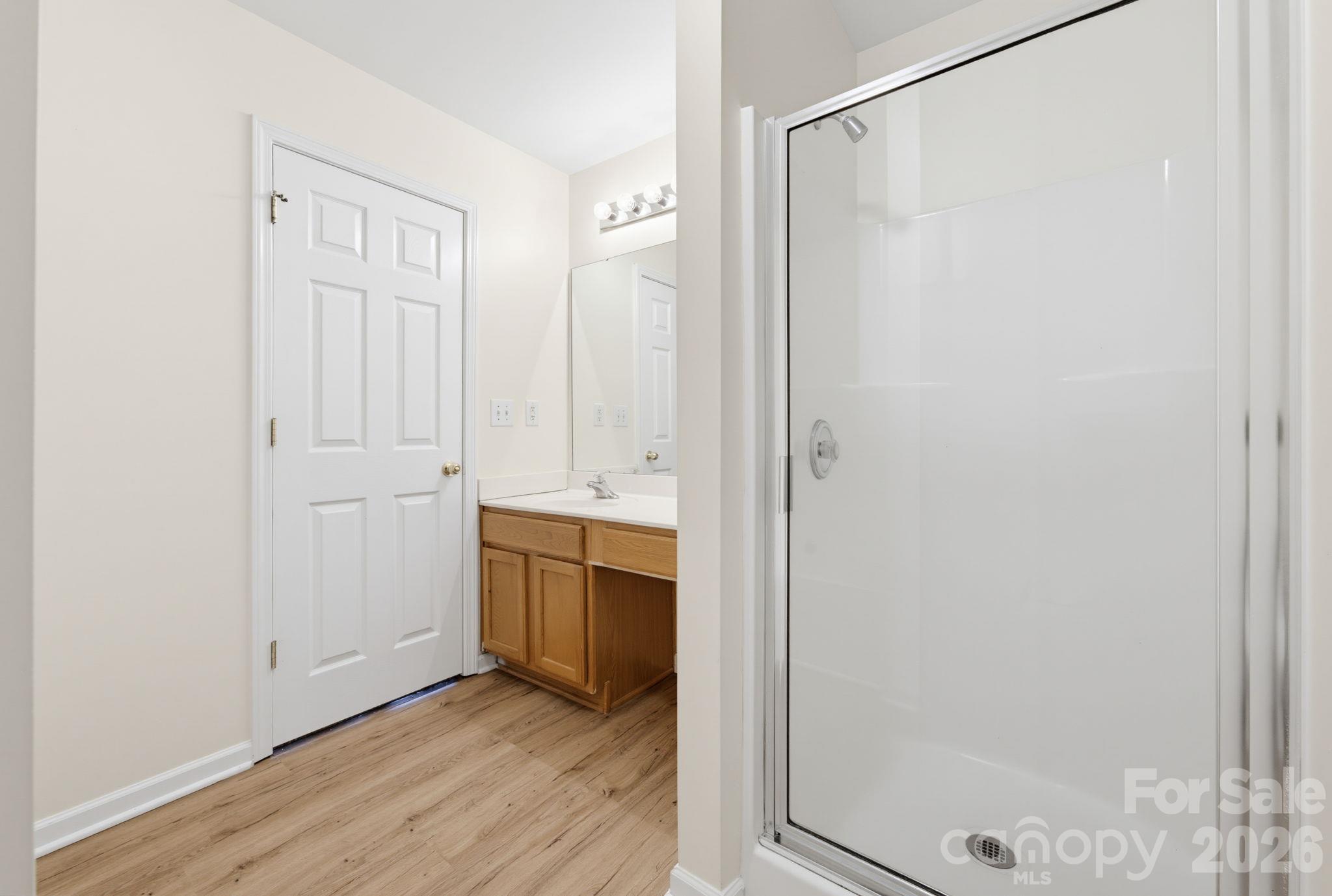 2176 Winthrop Chase Drive Property Photo 24