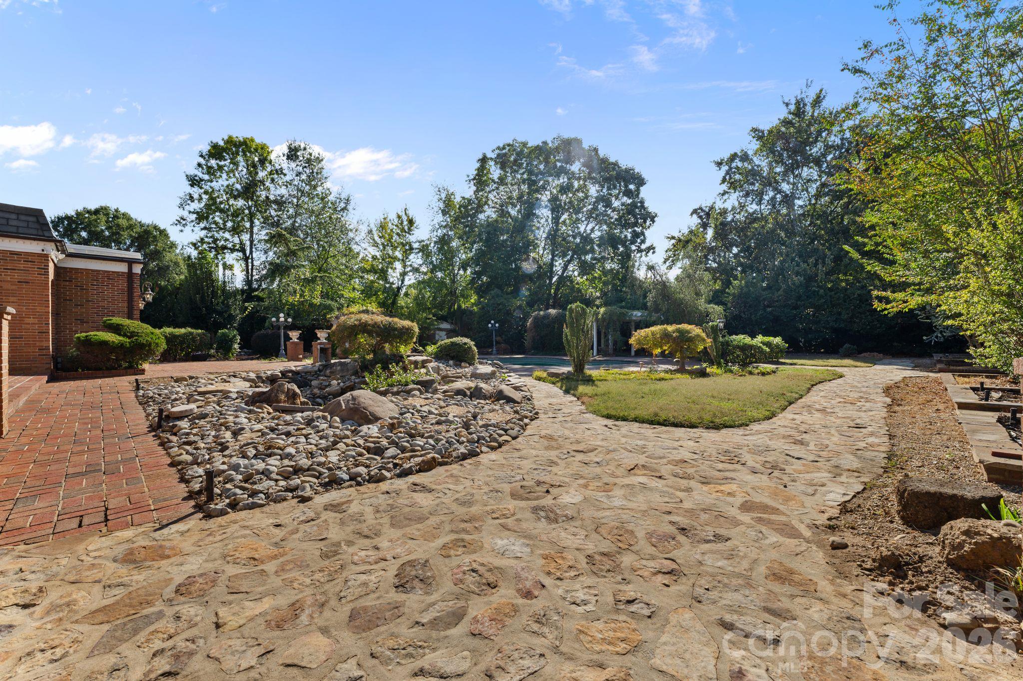 3452 Sharon Road Property Photo 36