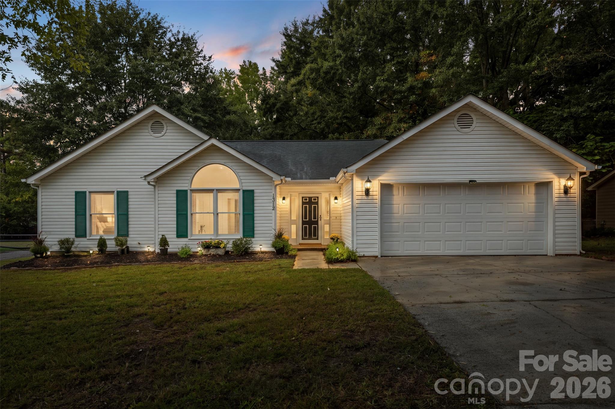 1312 Newfound Hollow Drive Property Photo 1