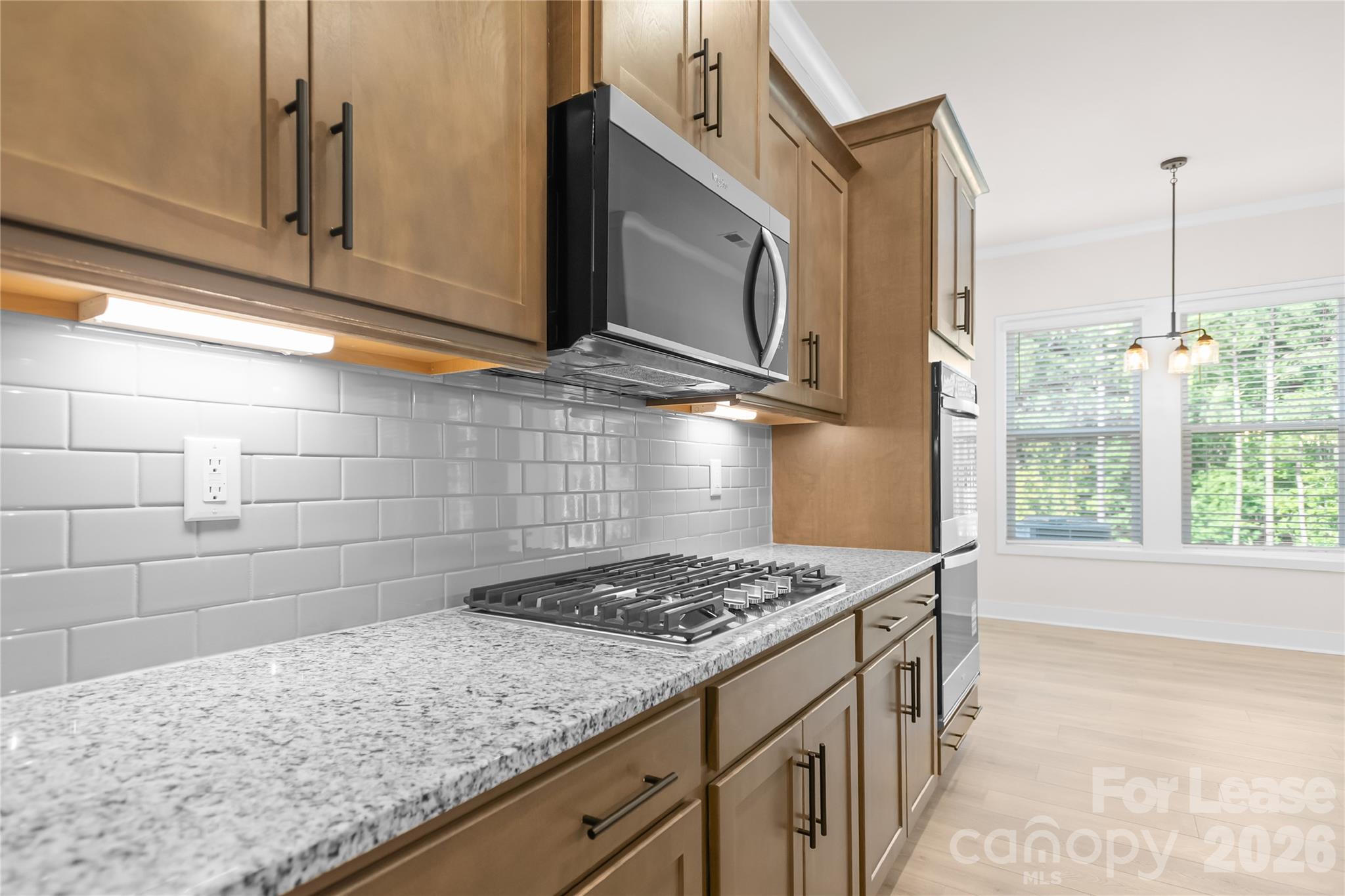 7565 Bainbridge Road 702 Property Photo 14