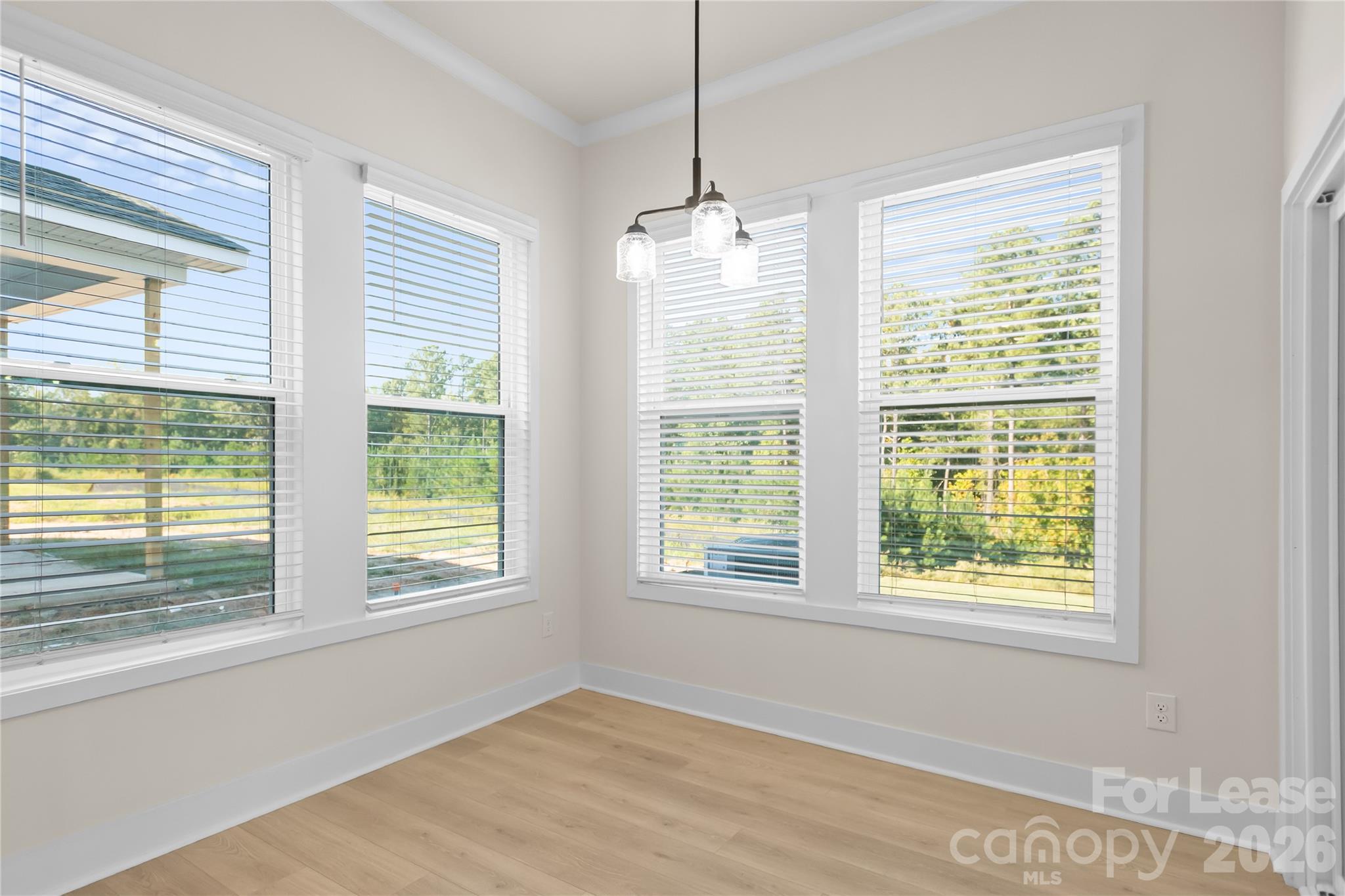 7565 Bainbridge Road 702 Property Photo 16