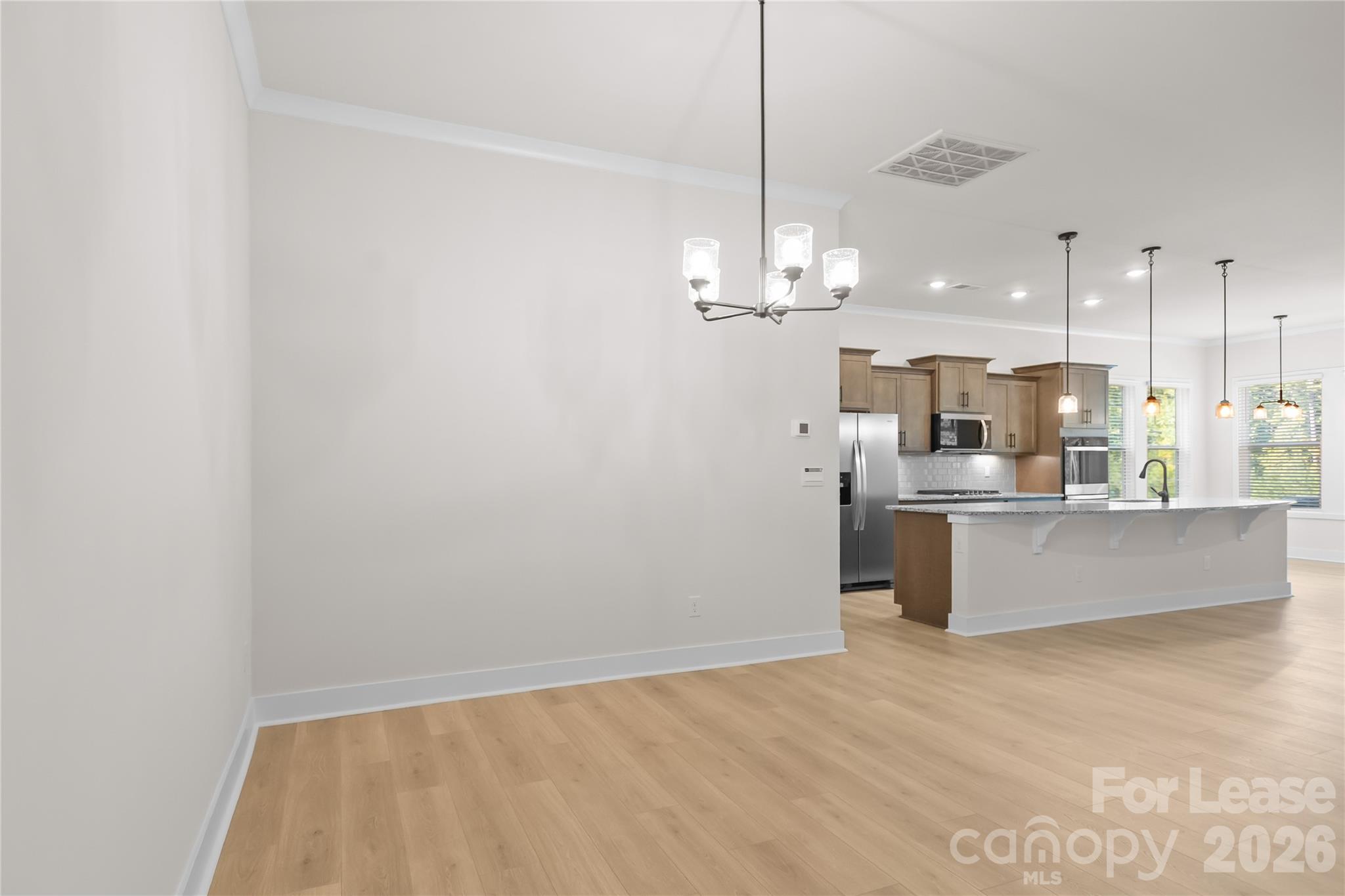 7565 Bainbridge Road 702 Property Photo 22