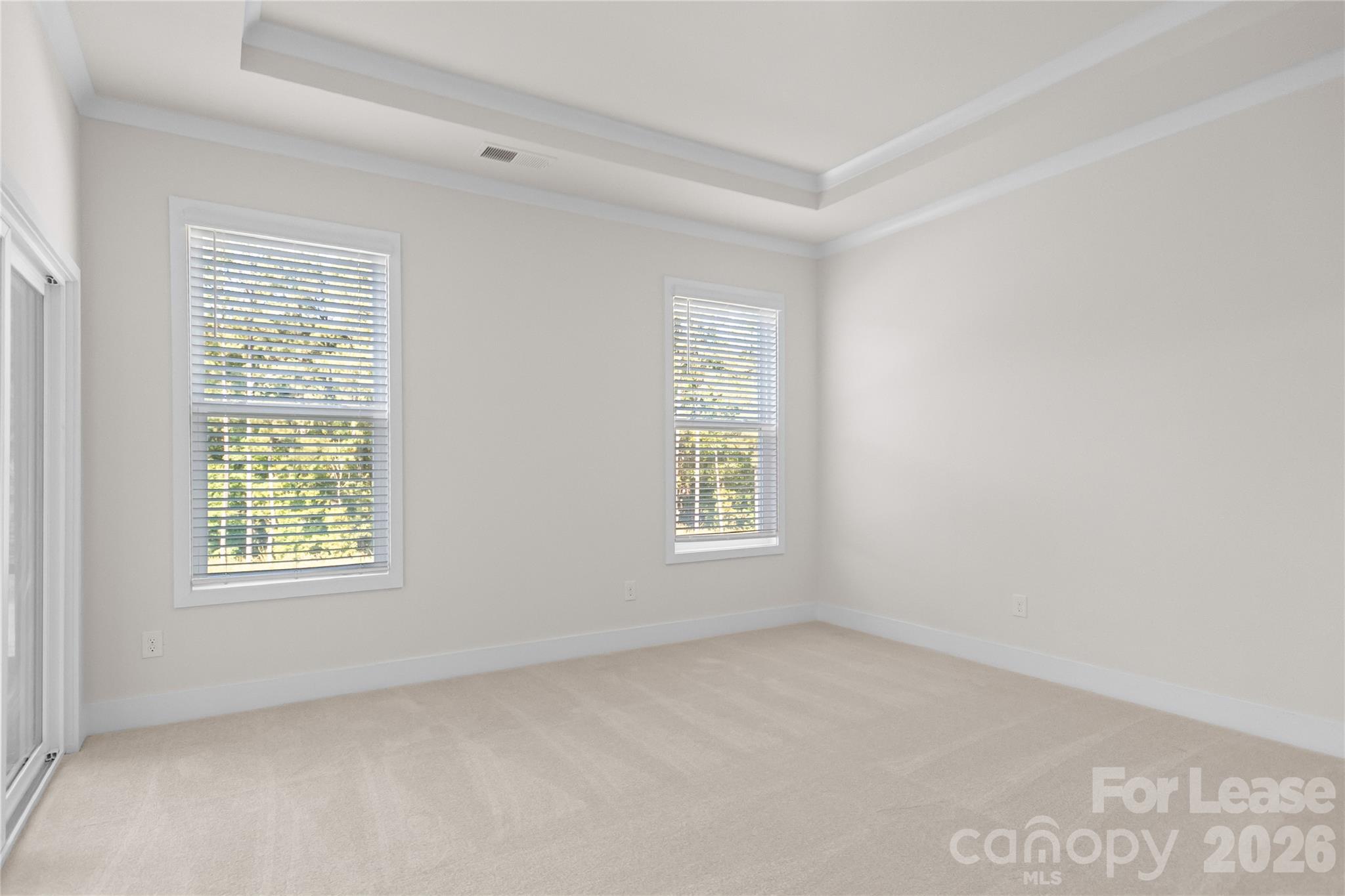 7565 Bainbridge Road 702 Property Photo 23