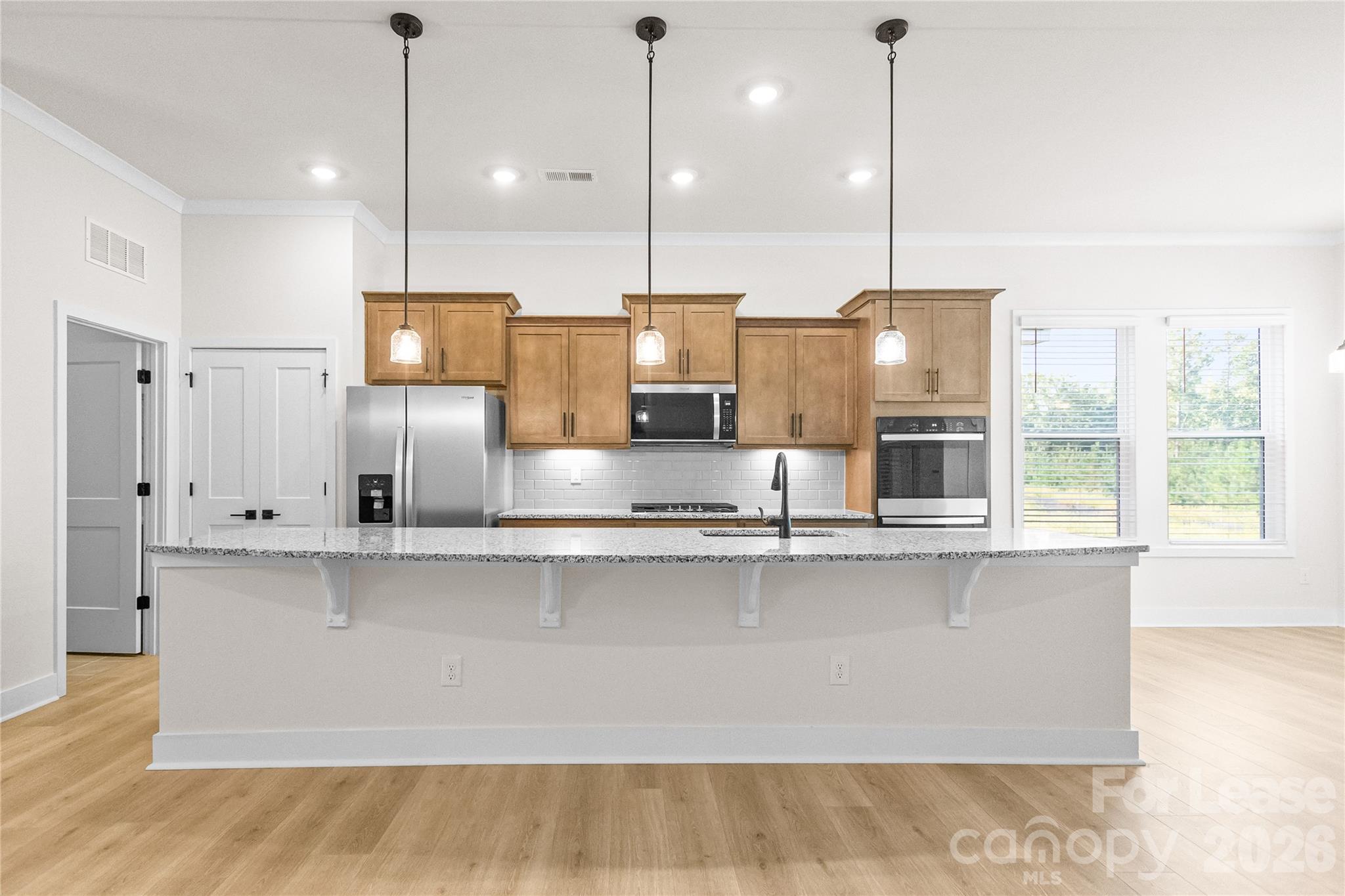 7565 Bainbridge Road 702 Property Photo 28