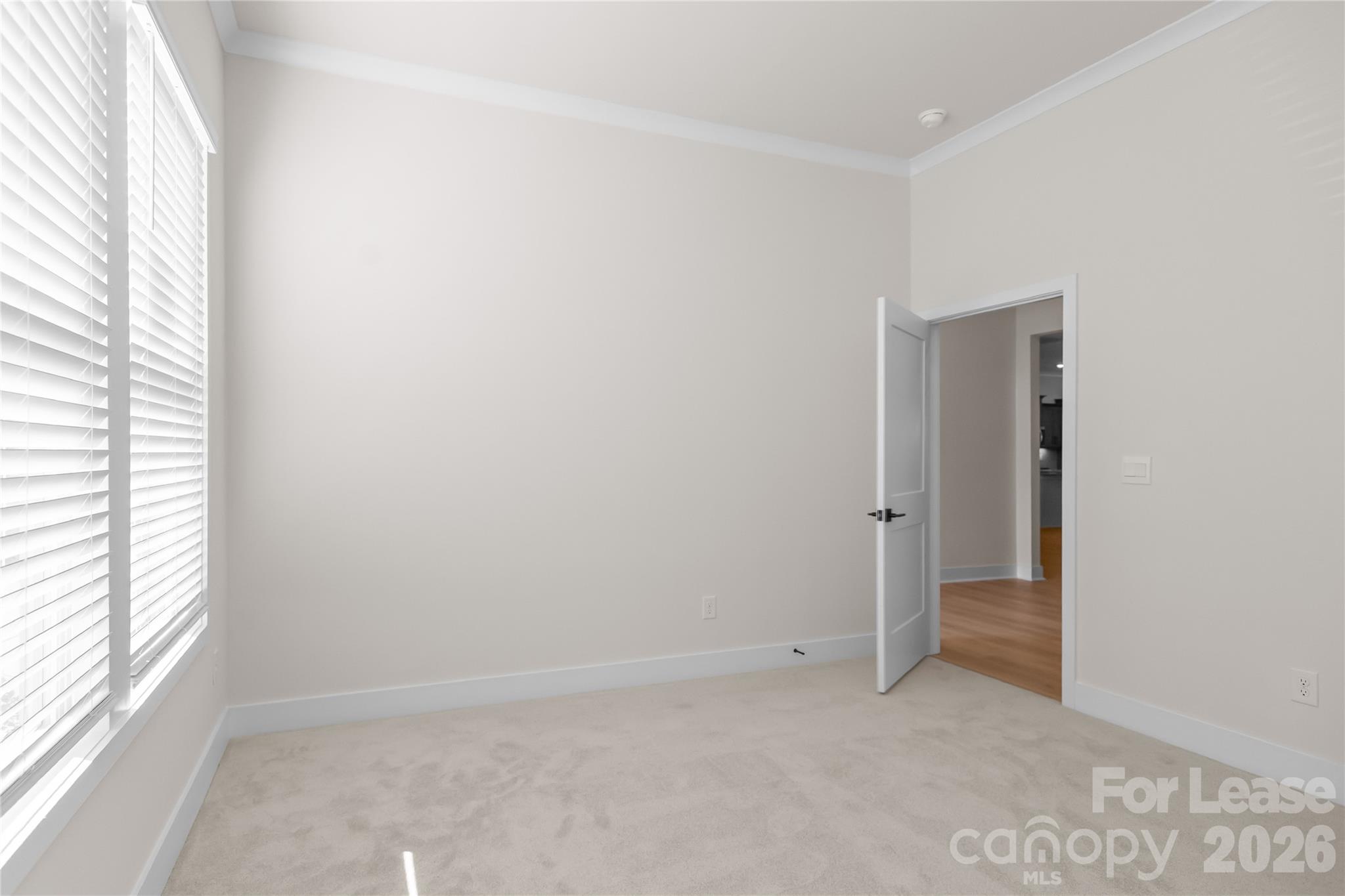 7565 Bainbridge Road 702 Property Photo 33