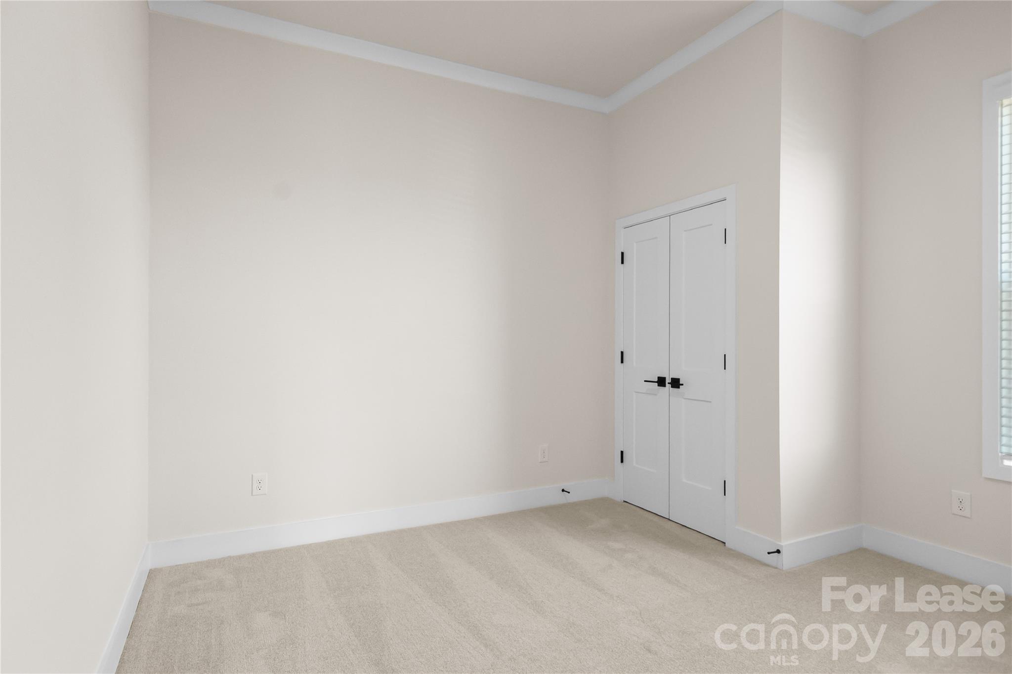 7565 Bainbridge Road 702 Property Photo 38
