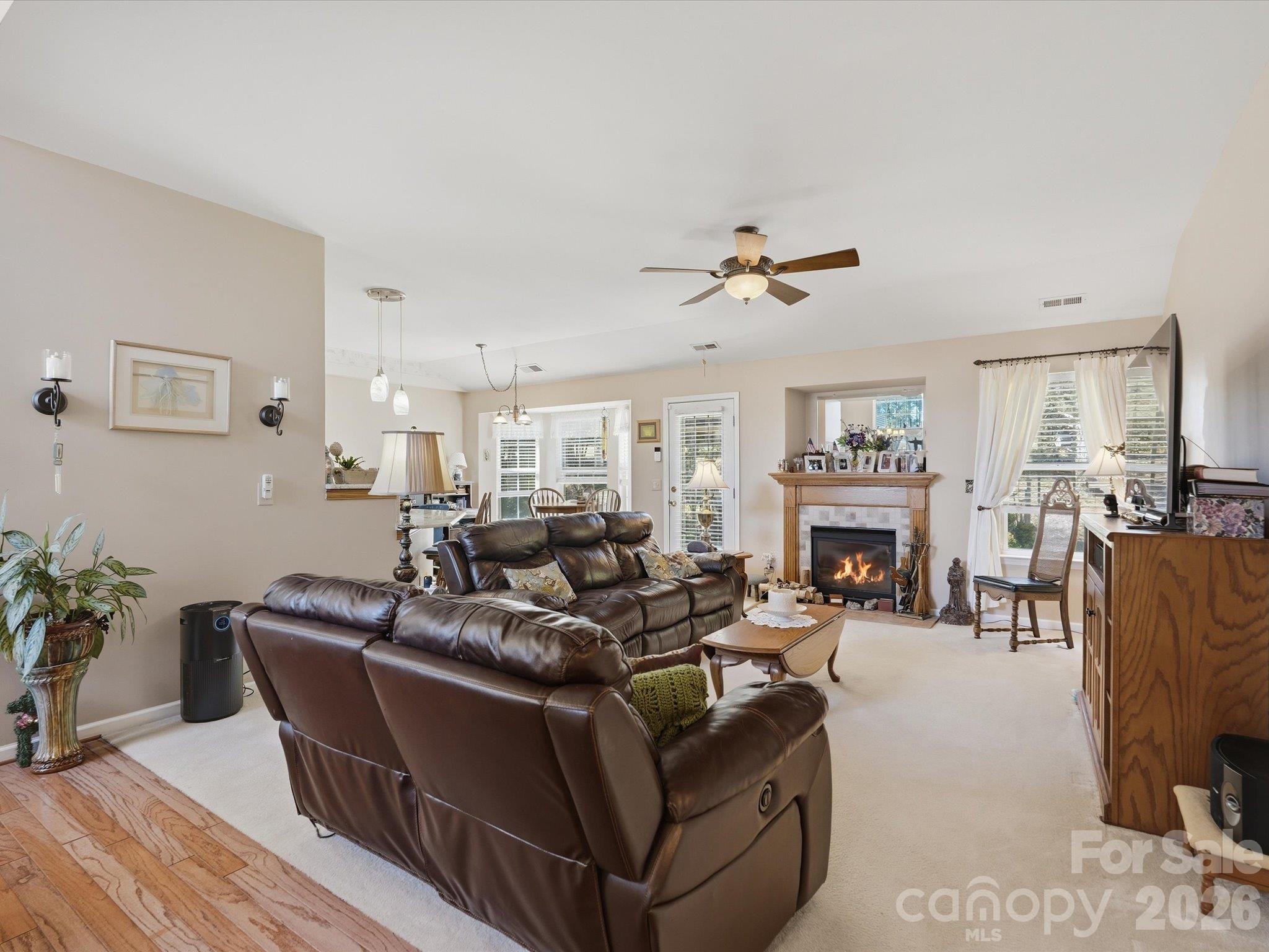 526 Kenbridge Lane Property Photo 10