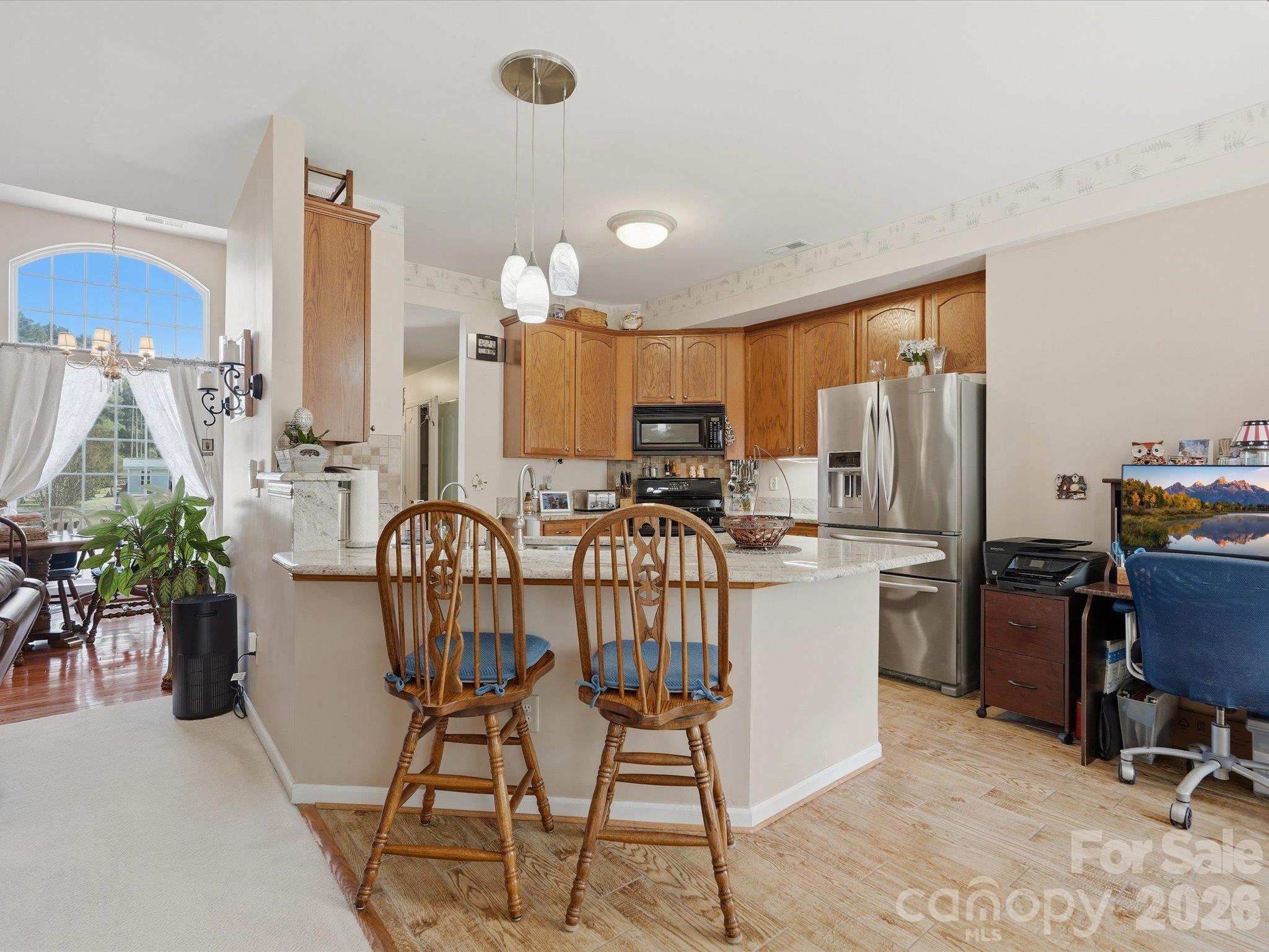 526 Kenbridge Lane Property Photo 14