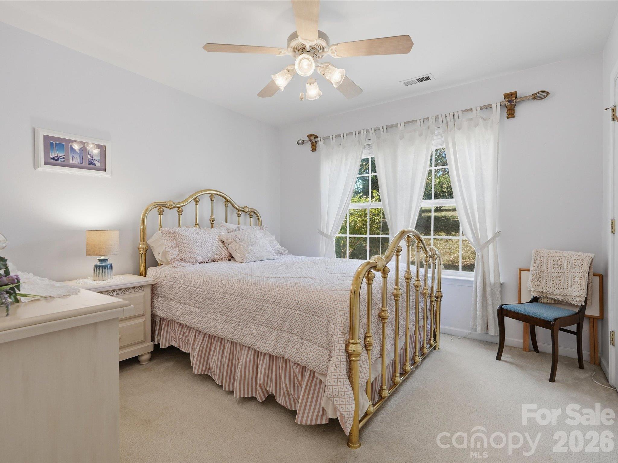 526 Kenbridge Lane Property Photo 23