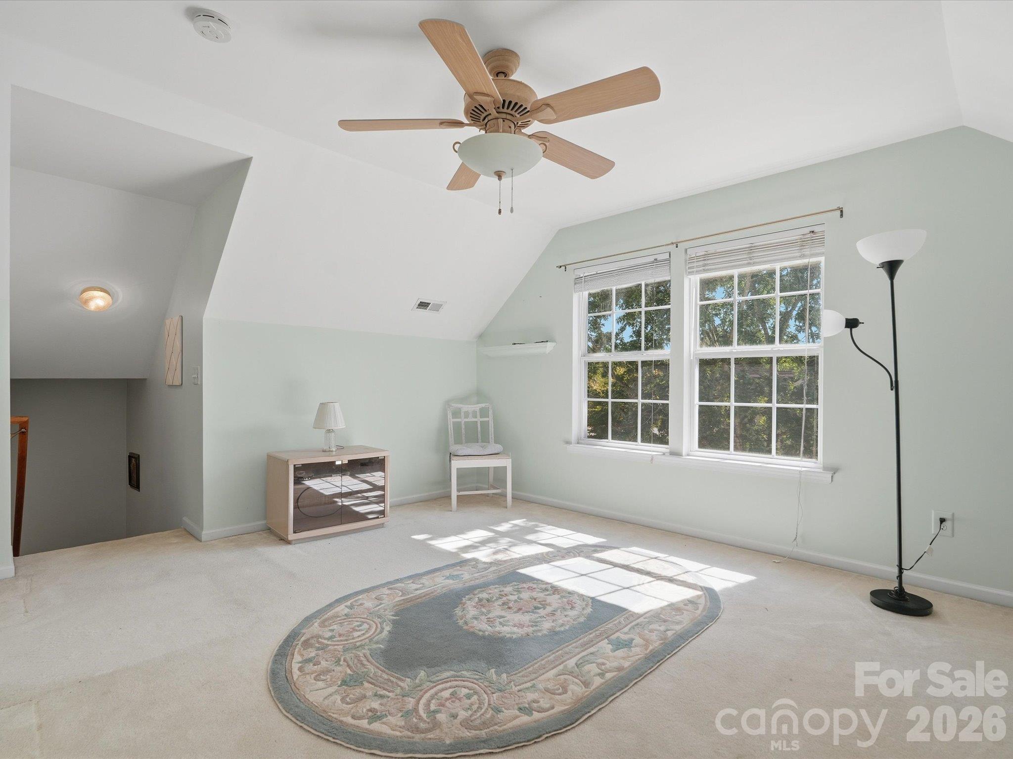 526 Kenbridge Lane Property Photo 25