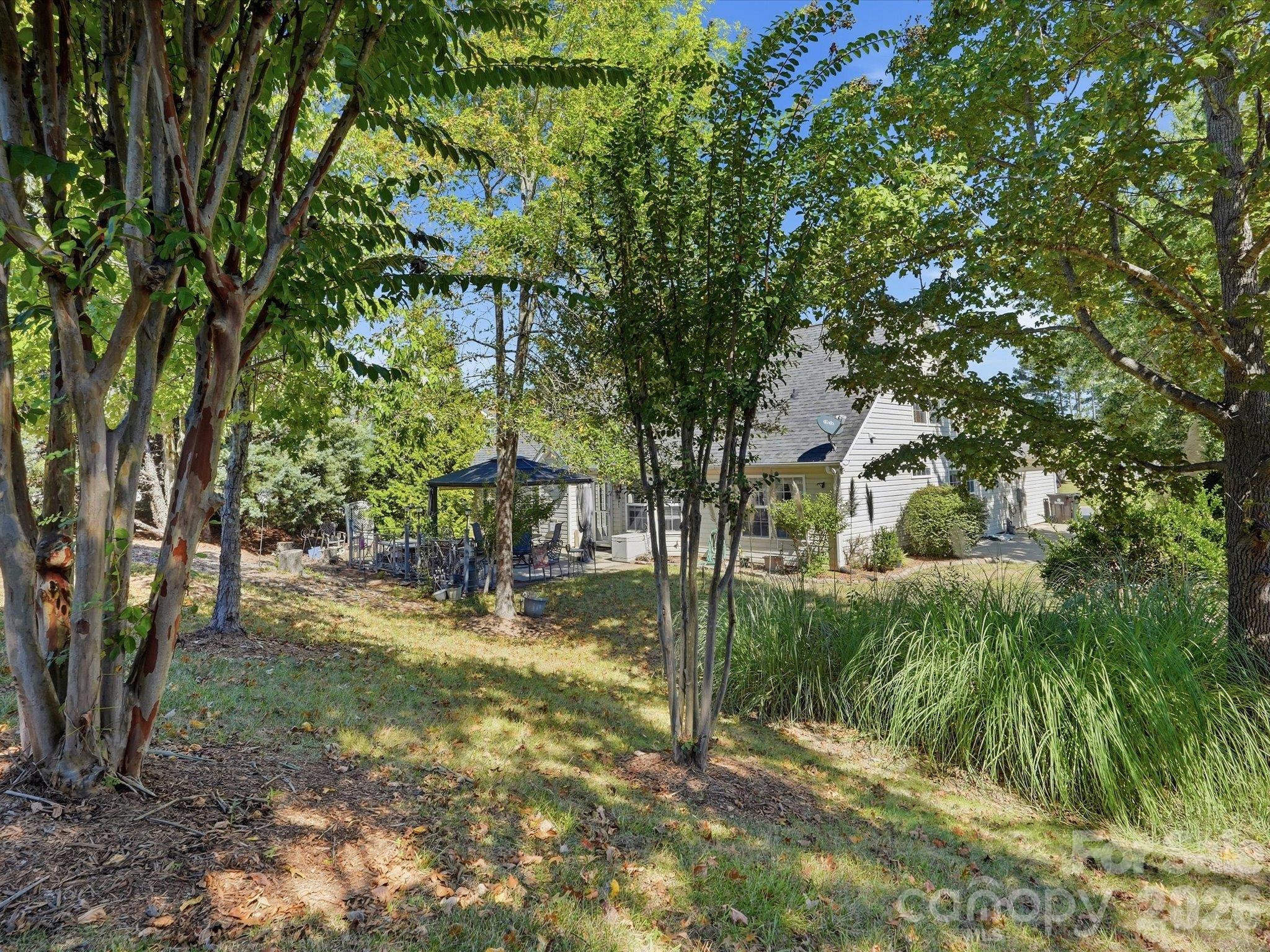 526 Kenbridge Lane Property Photo 40