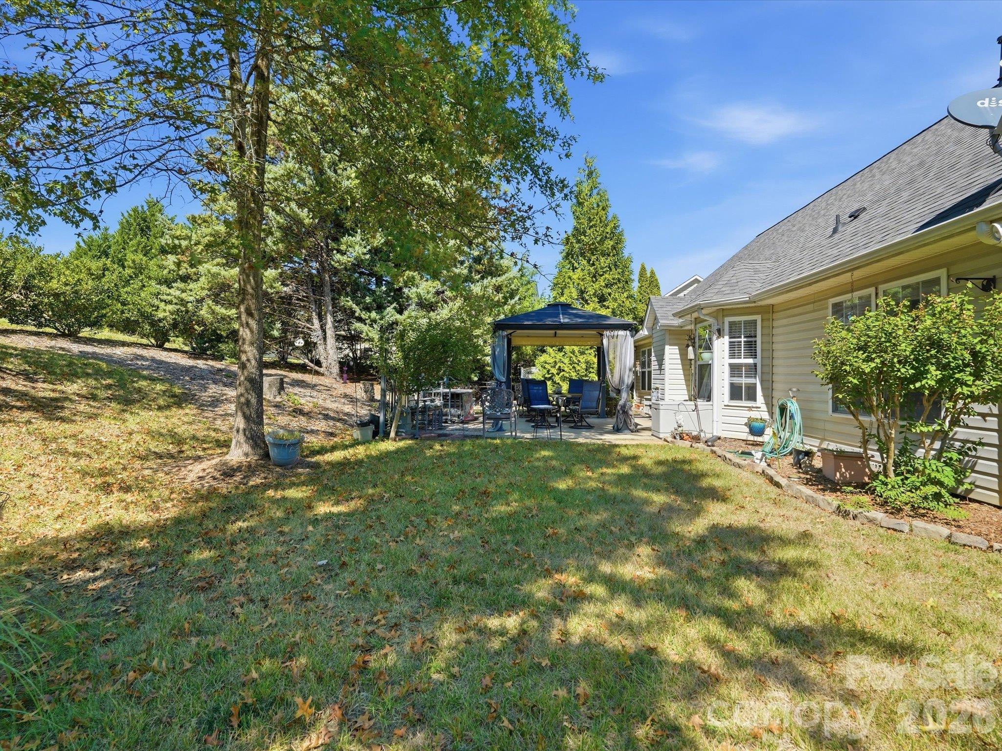 526 Kenbridge Lane Property Photo 43