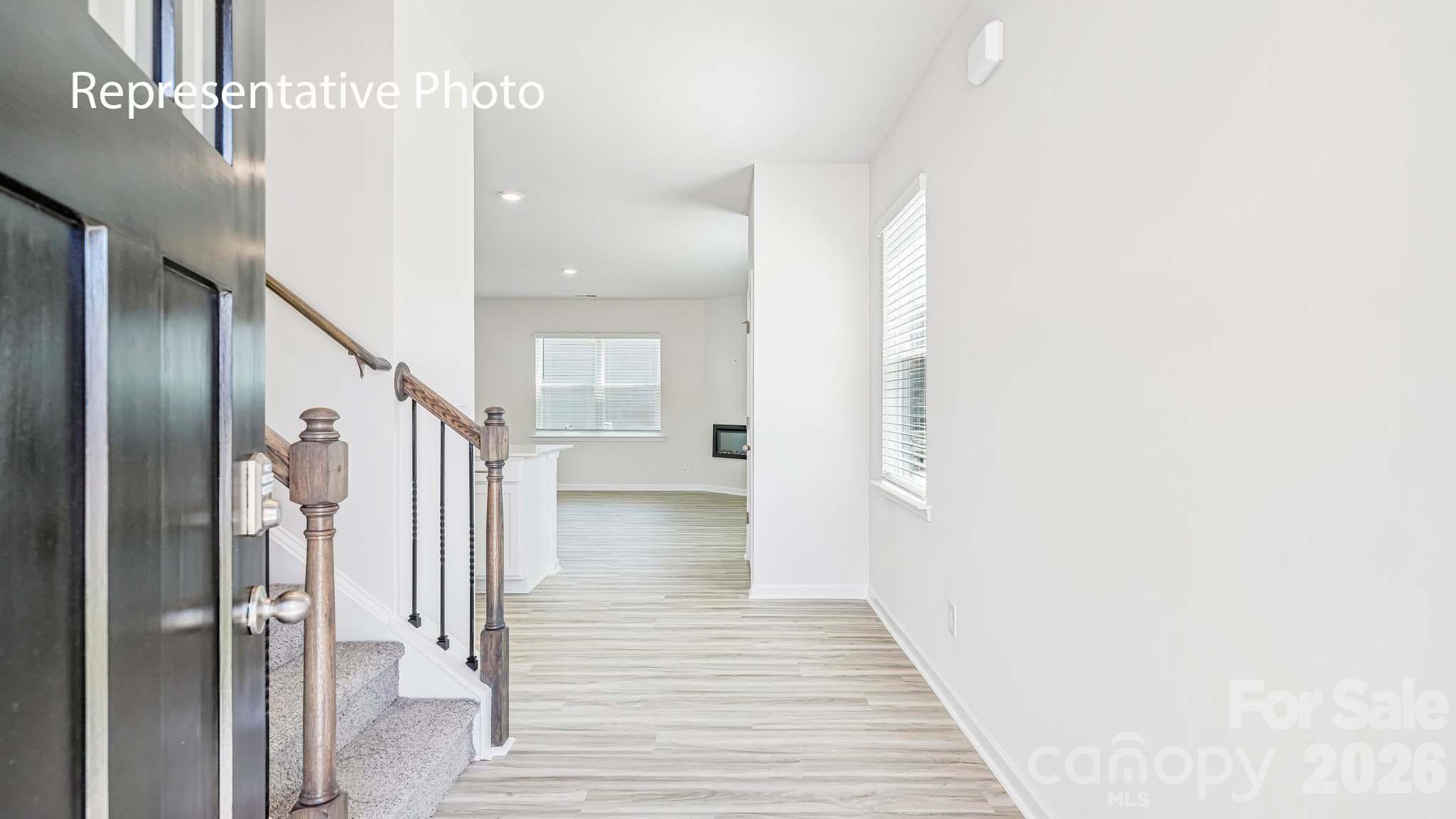926 Two Brothers Lane Property Photo 2
